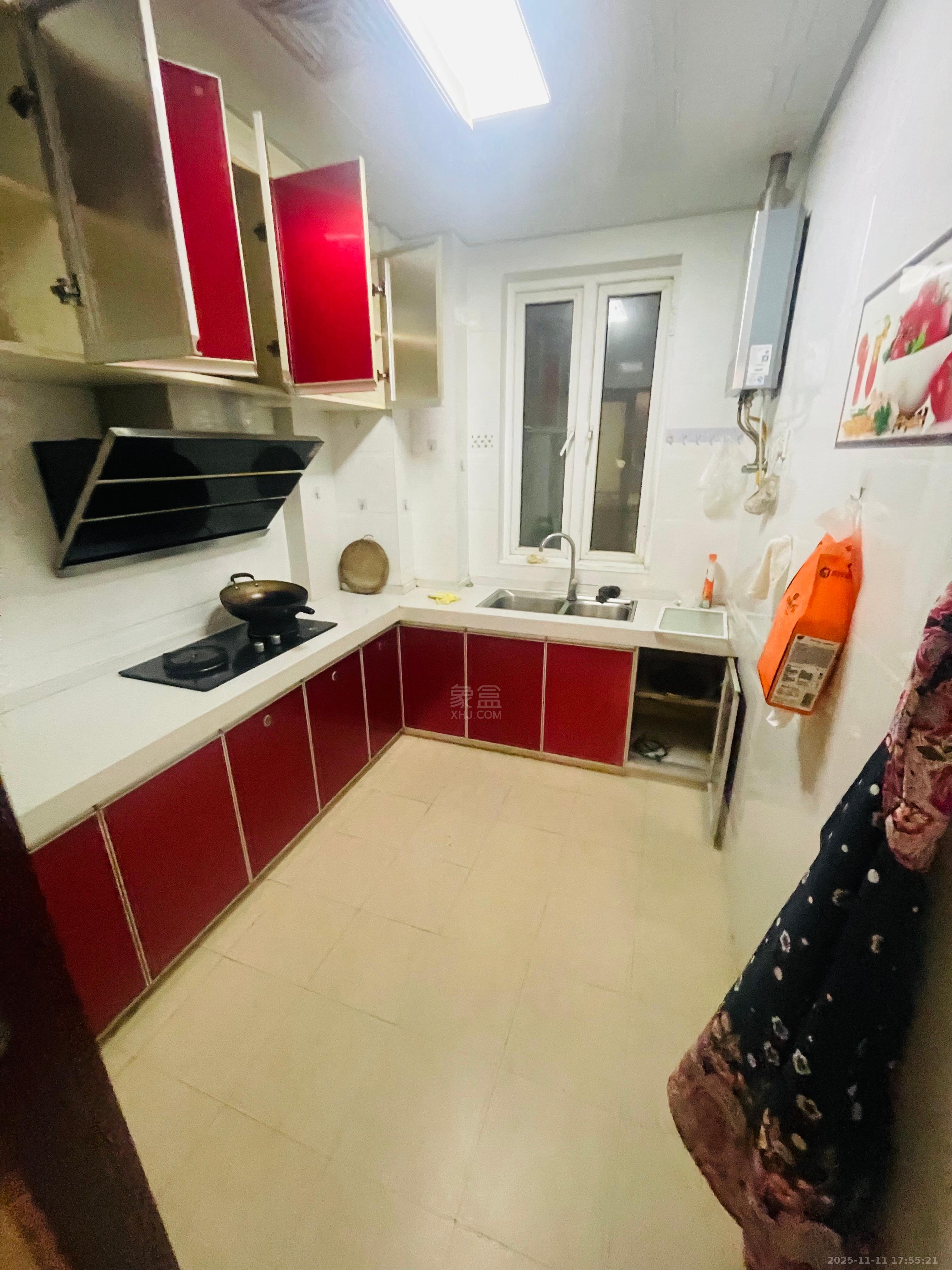 佳兆业金域天下三期  3室2厅2卫    1600.0元/月室内图