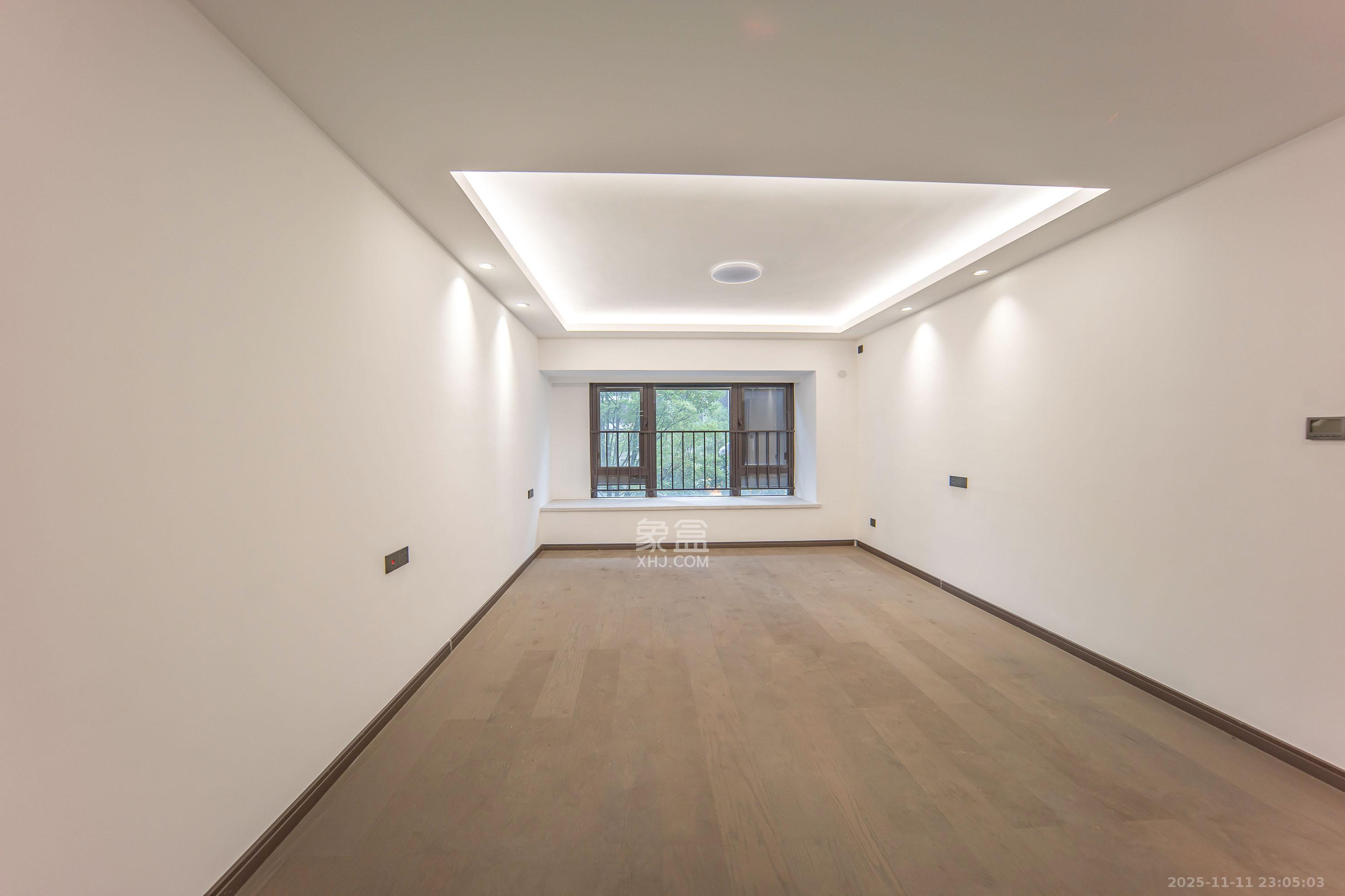 旭辉国宸府 3室2厅2卫 112.0万 旭辉国宸府 3室2厅2卫 112.0万卧室