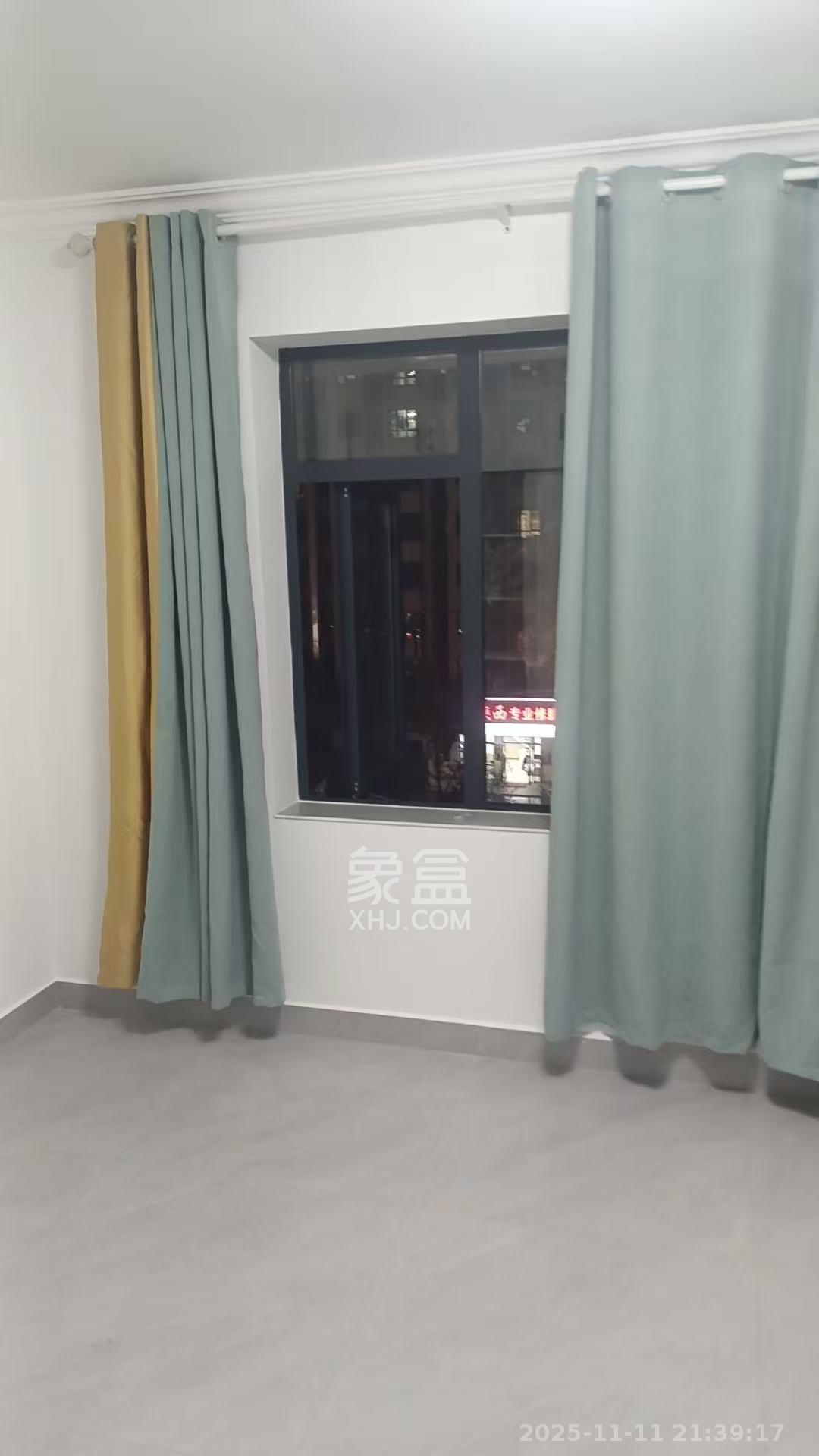 八一路散盘  1室0厅0卫    2200.0元/月室内图