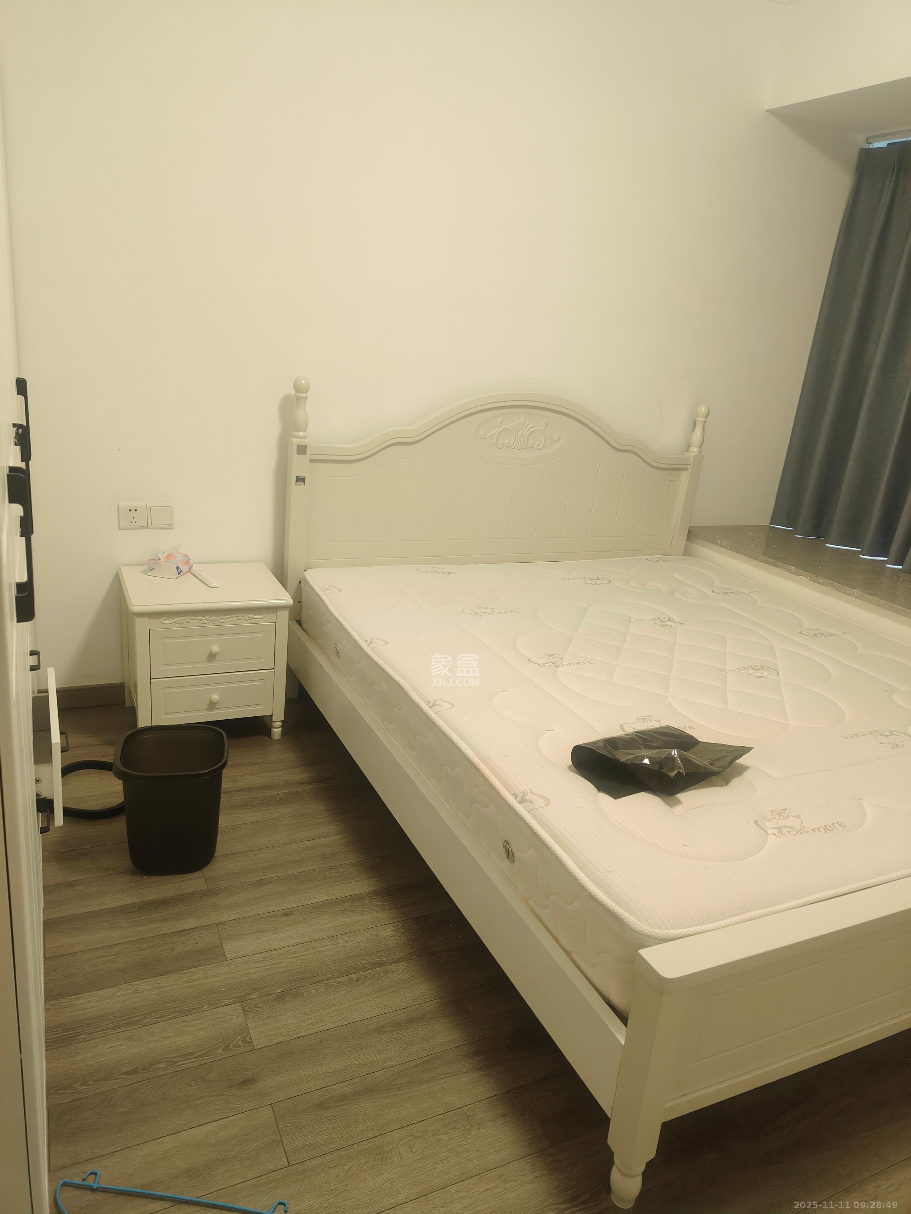 中建璟和城  1室0厅0卫    2500.0元/月