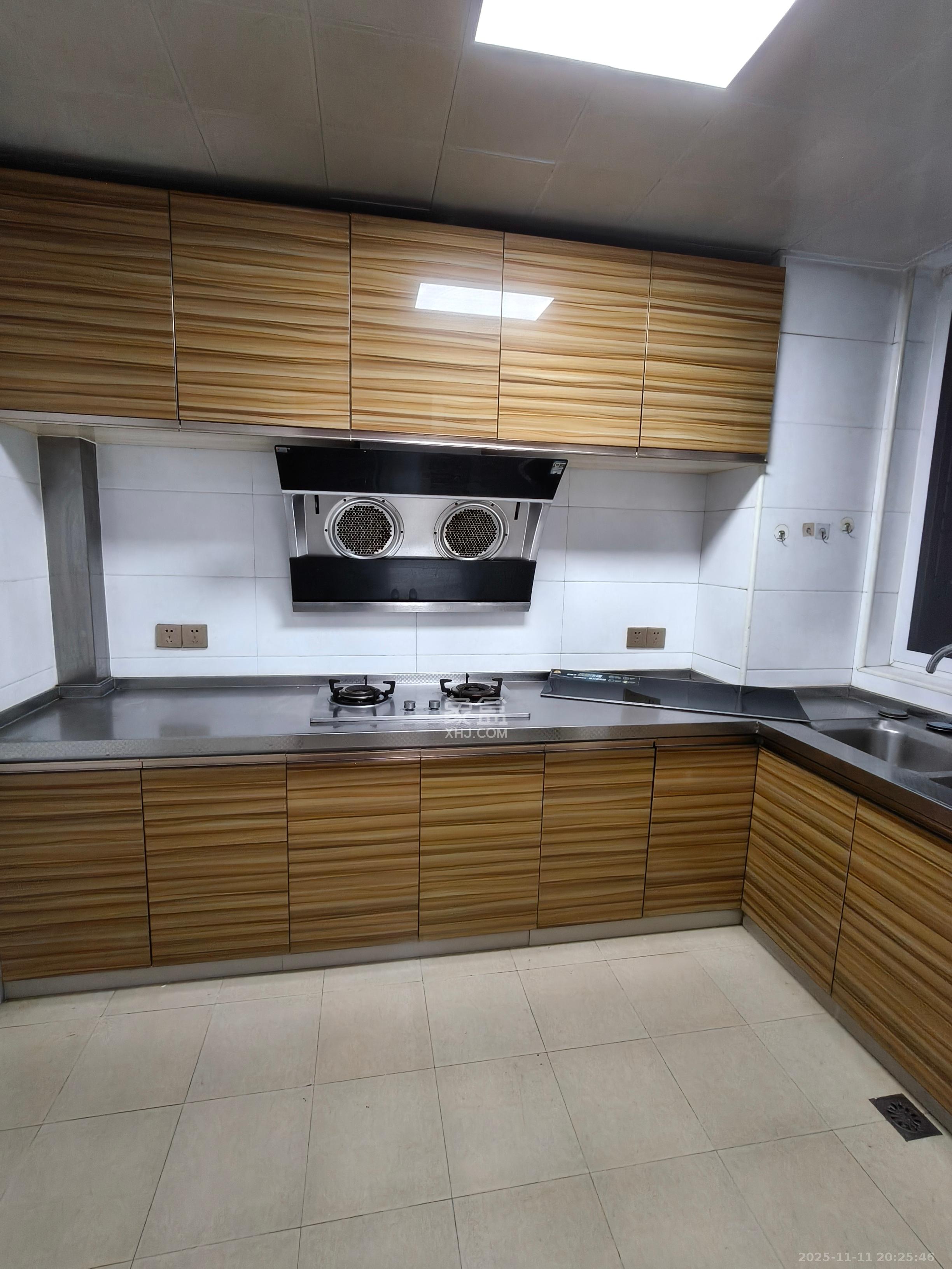 星城新宇黎锦苑  3室2厅2卫    1900.0元/月室内图