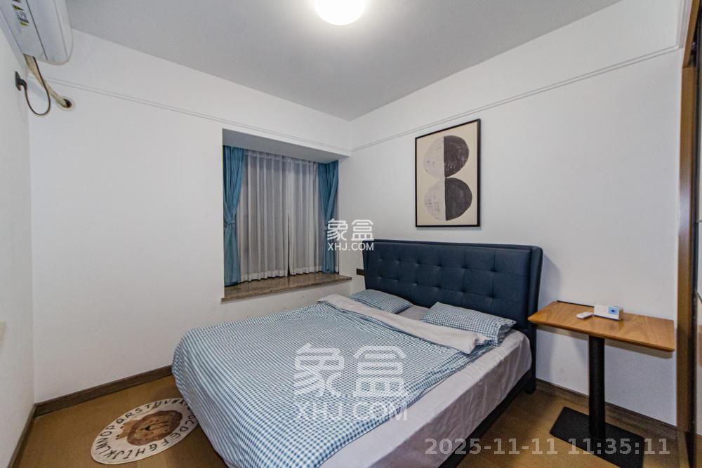 长房雍景湾  3室2厅2卫    3200.0元/月室内图