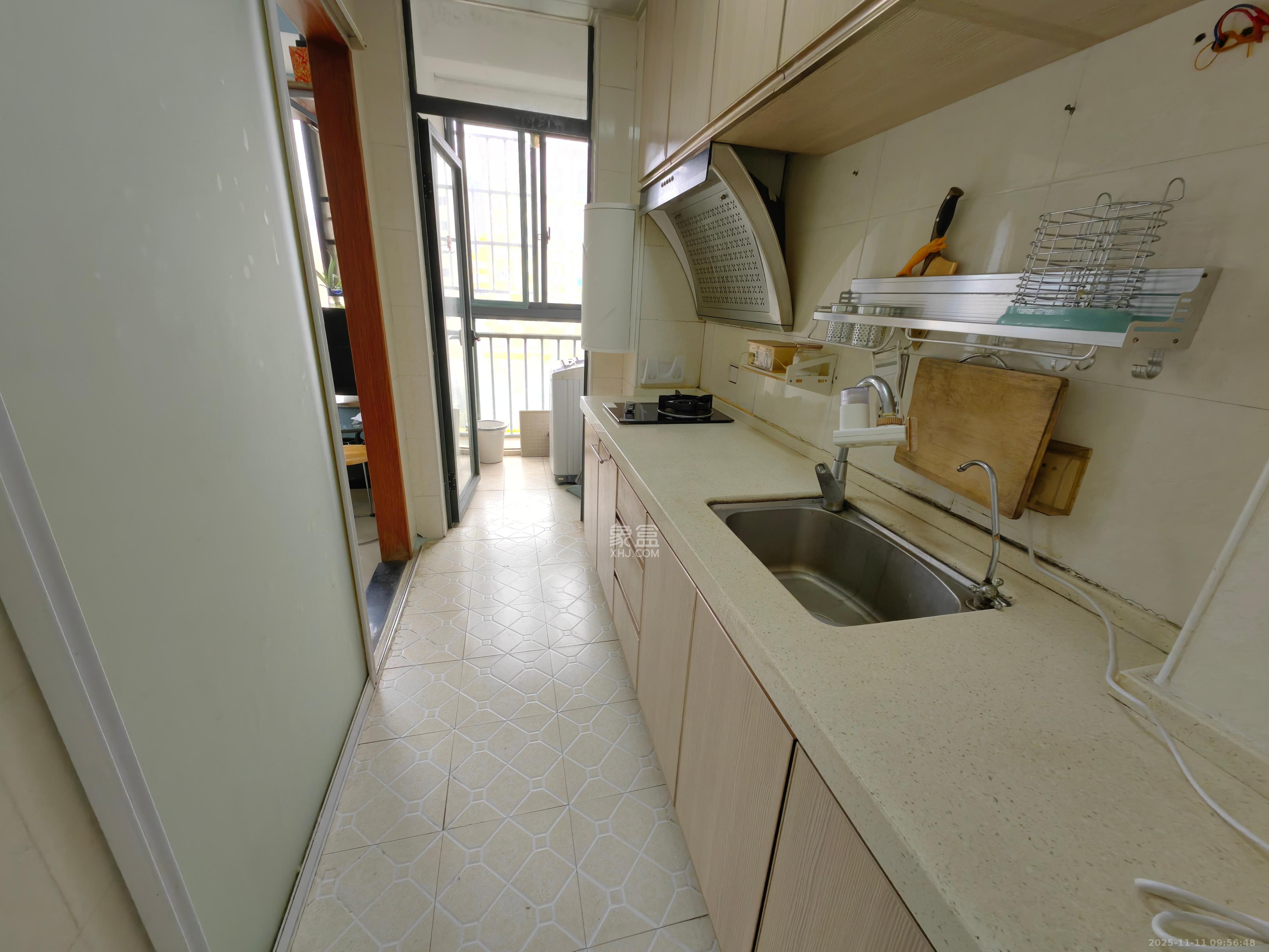 凯轩云顶 1室1厅1卫 1500.0元/月 凯轩云顶 1室1厅1卫 1500.0元/月室内图