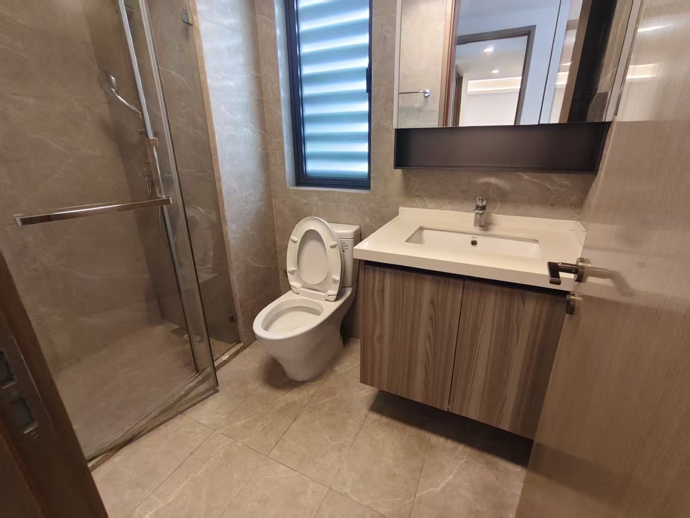 华润海口时光里  3室2厅2卫    3500.0元/月室内图