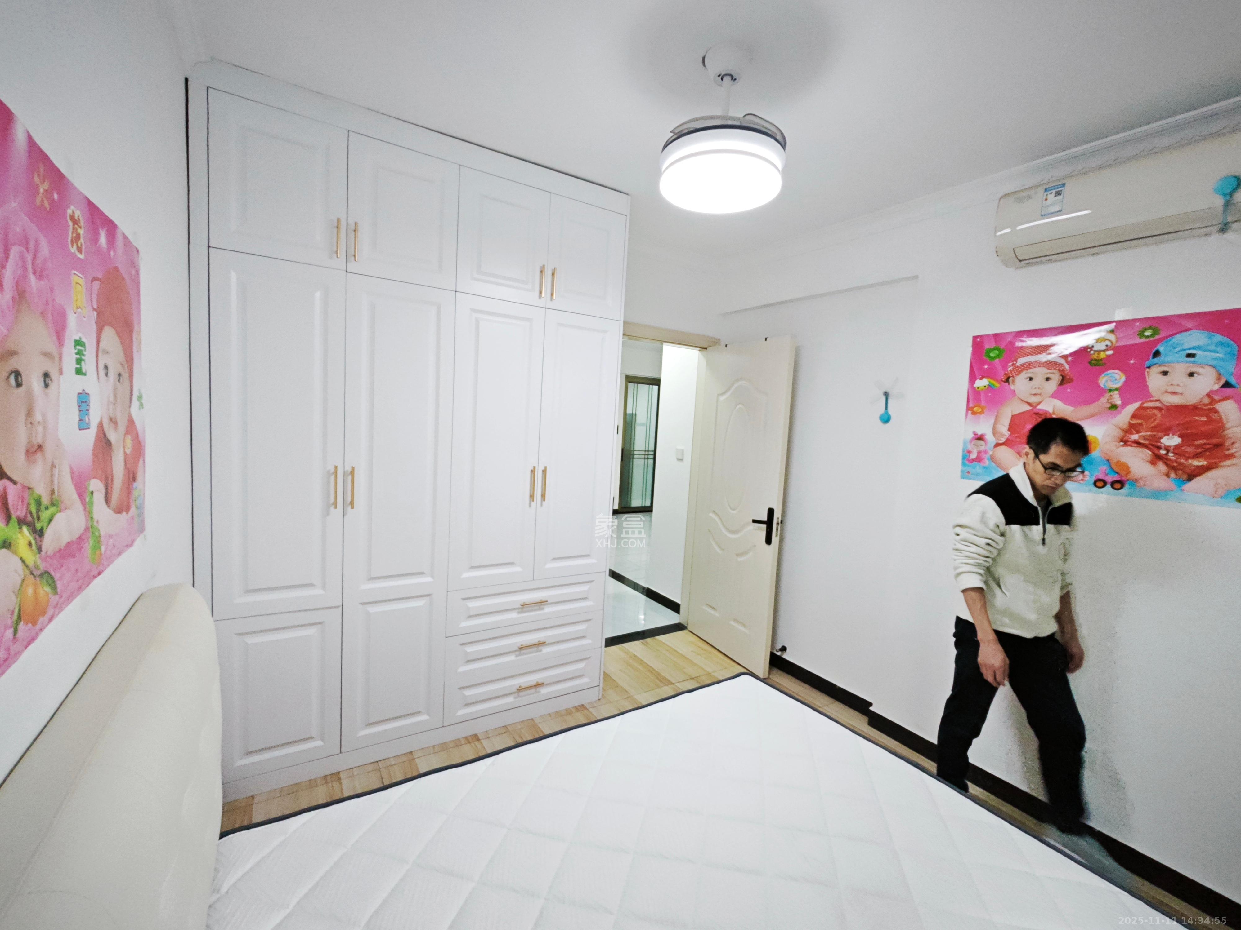 长房云时代  3室2厅1卫    1900.0元/月室内图