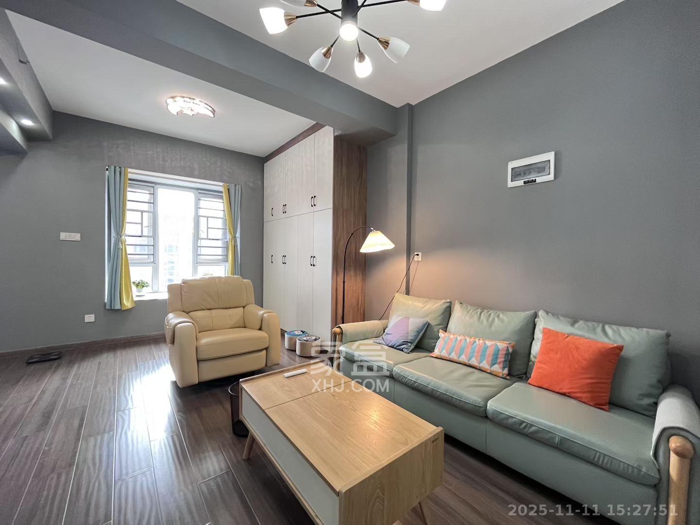 芙蓉万国城MOMA（卓越汇富苑）  2室1厅1卫    1700.0元/月