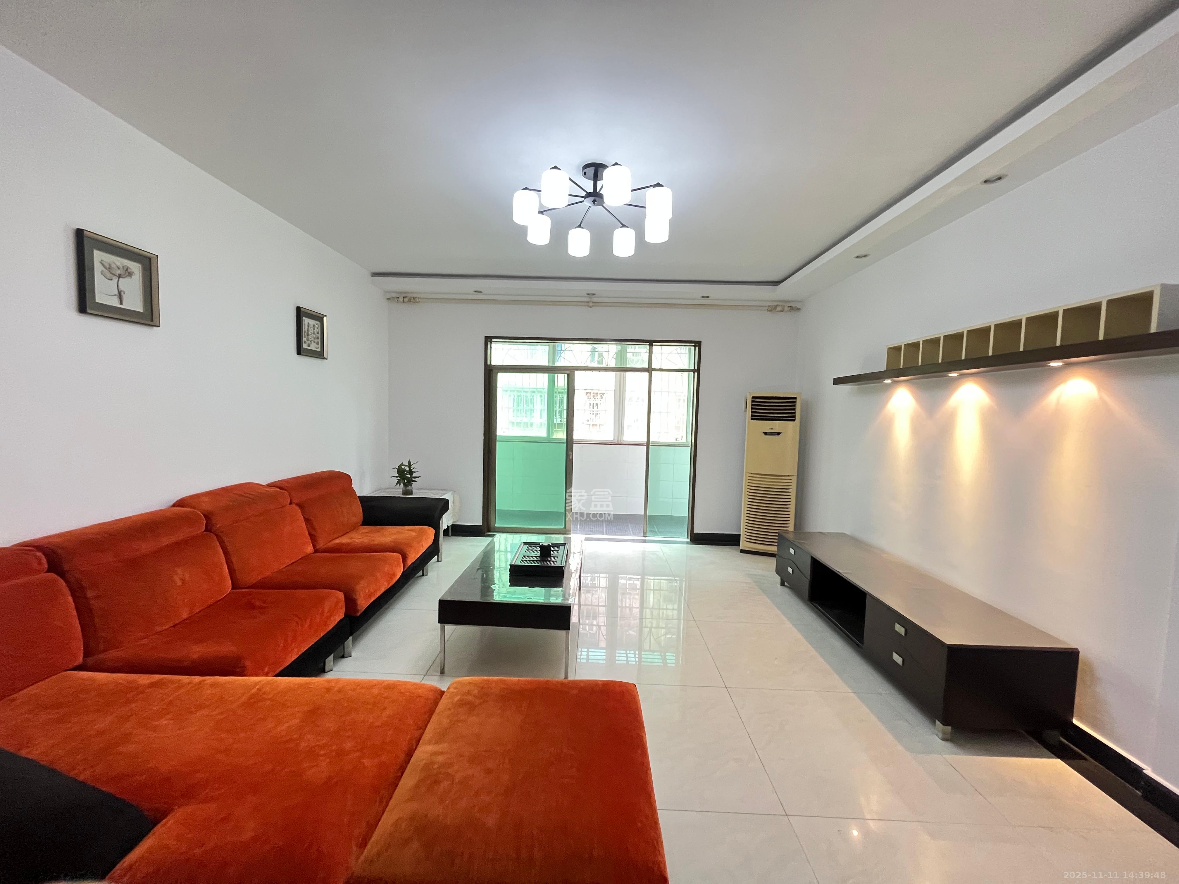 长沙市邮政宿舍（古汉邮局宿舍）  4室2厅2卫    2700.0元/月室内图