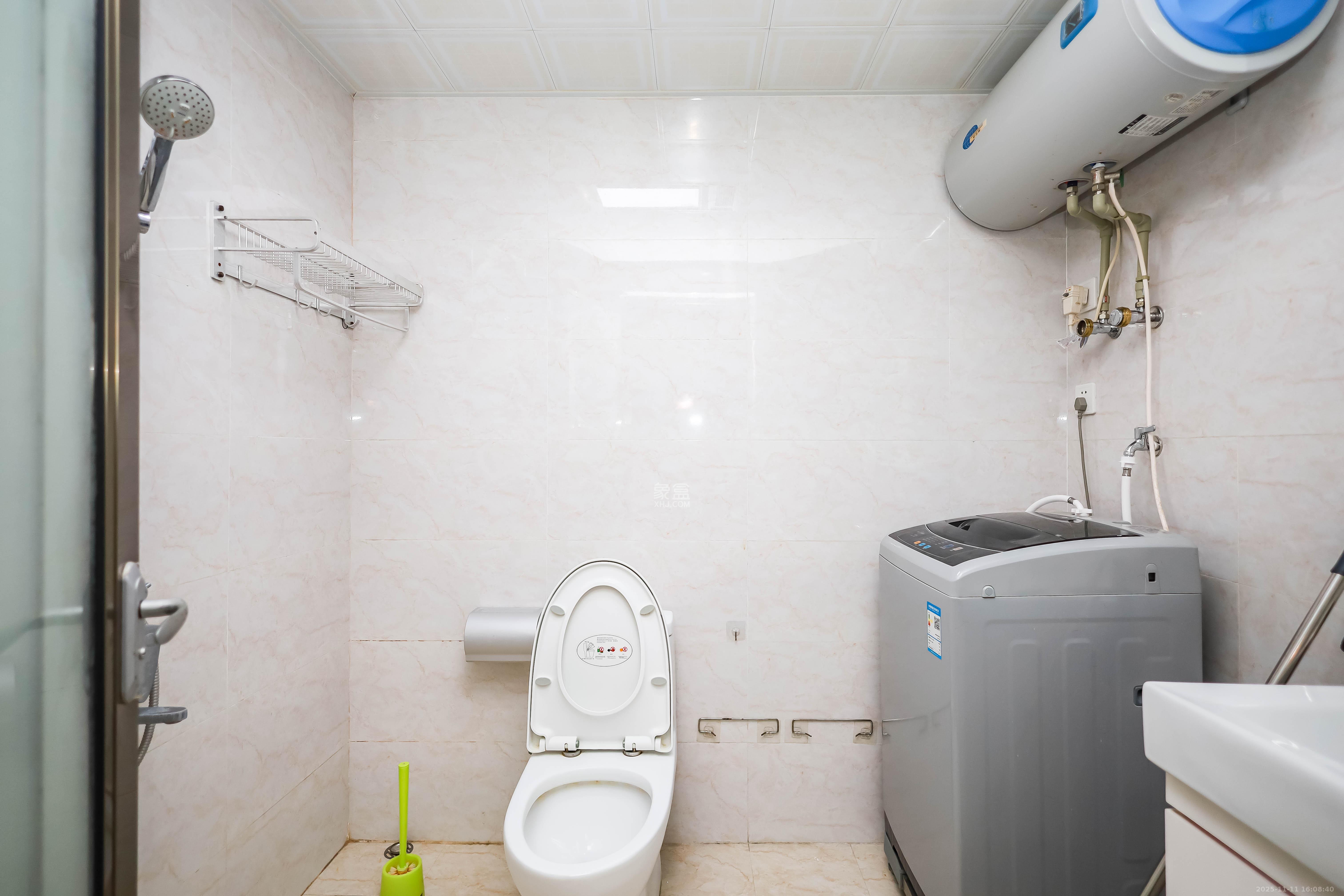 奥克斯缔壹城 1室1厅1卫 24.8万 奥克斯缔壹城 1室1厅1卫 24.8万卫生间