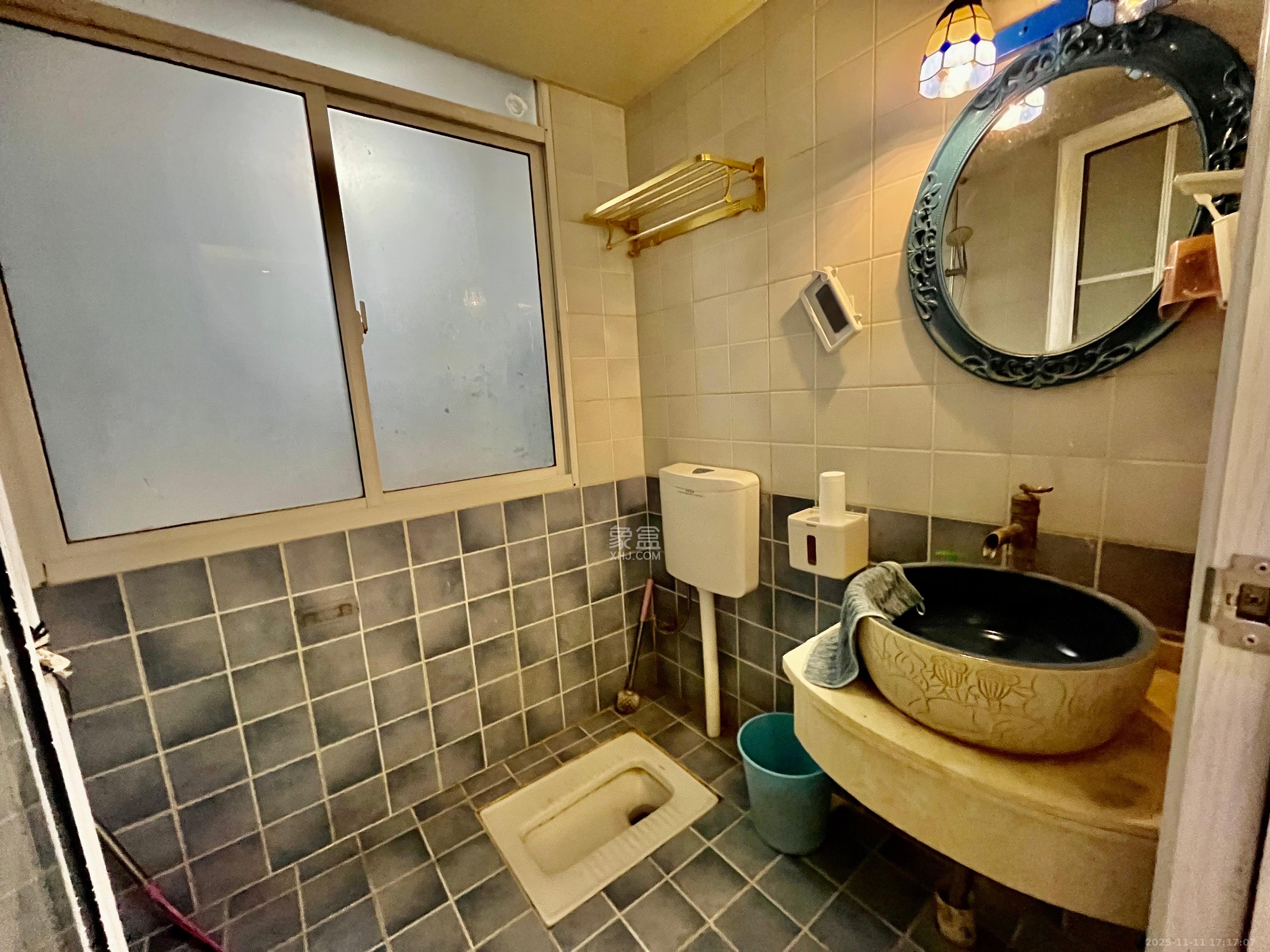 盛世耀凯  2室2厅1卫    2400.0元/月室内图