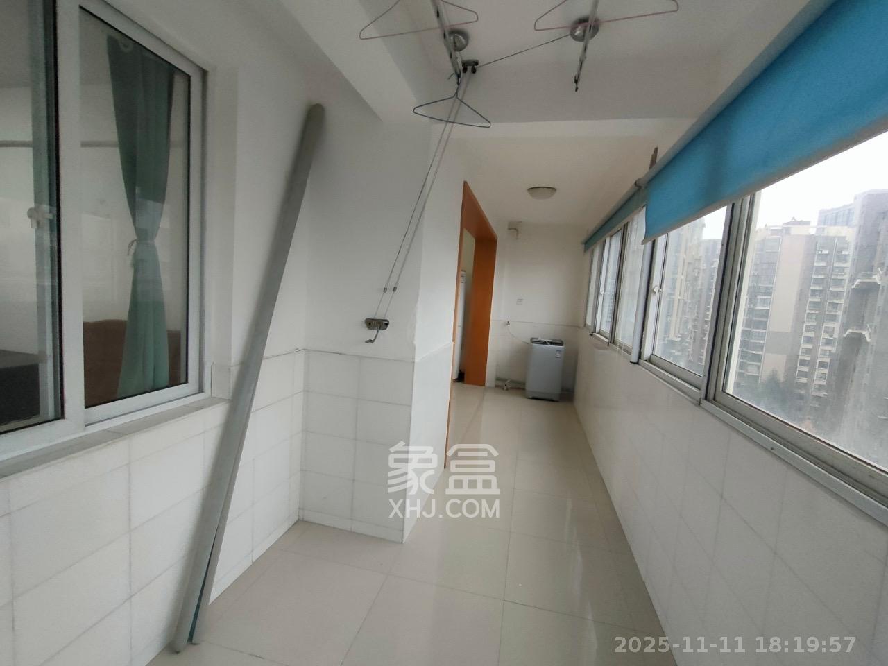 海利科院佳园  3室2厅1卫    2600.0元/月室内图