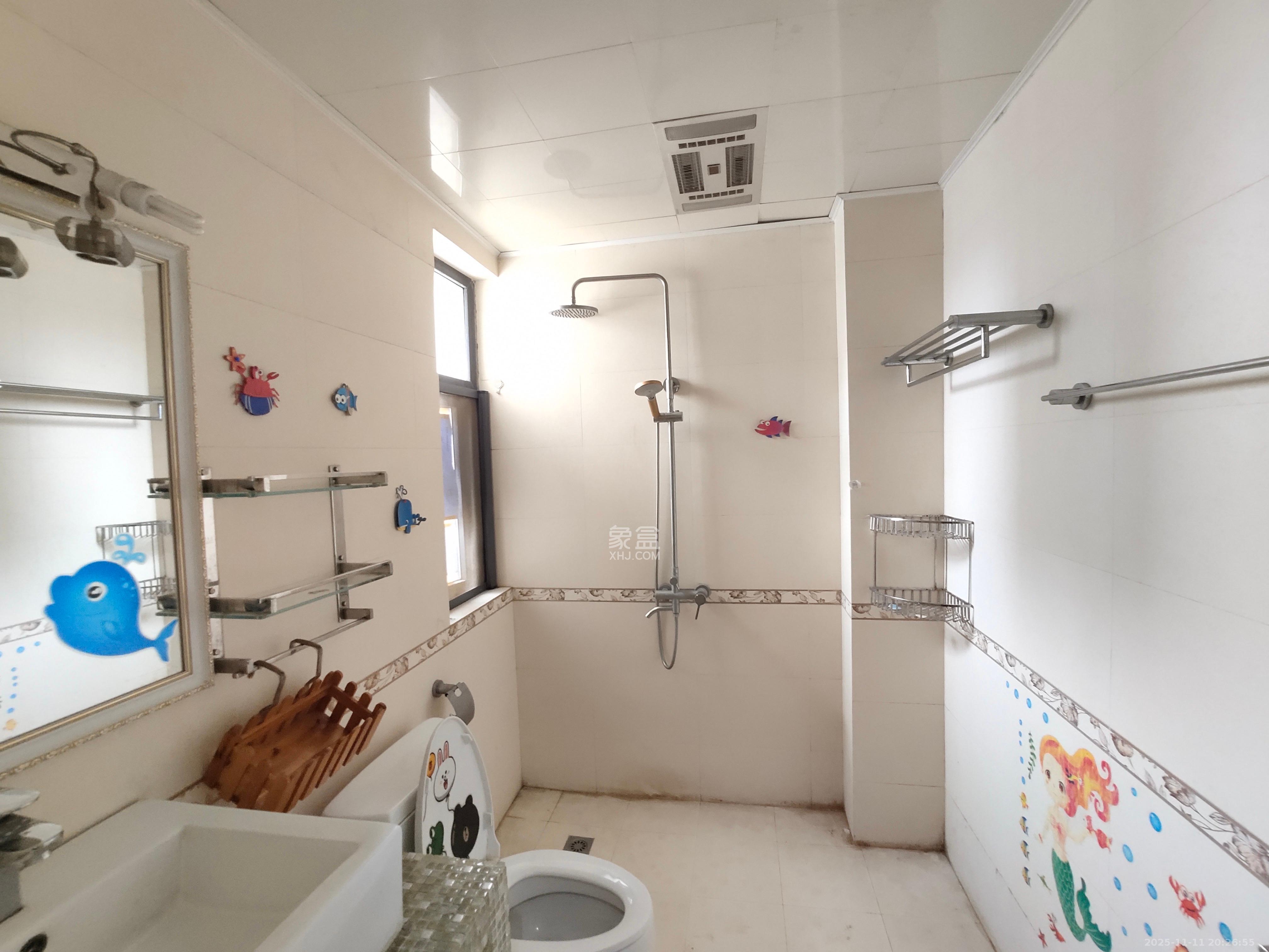 嘉宇盛世华章  3室2厅2卫    2800.0元/月室内图