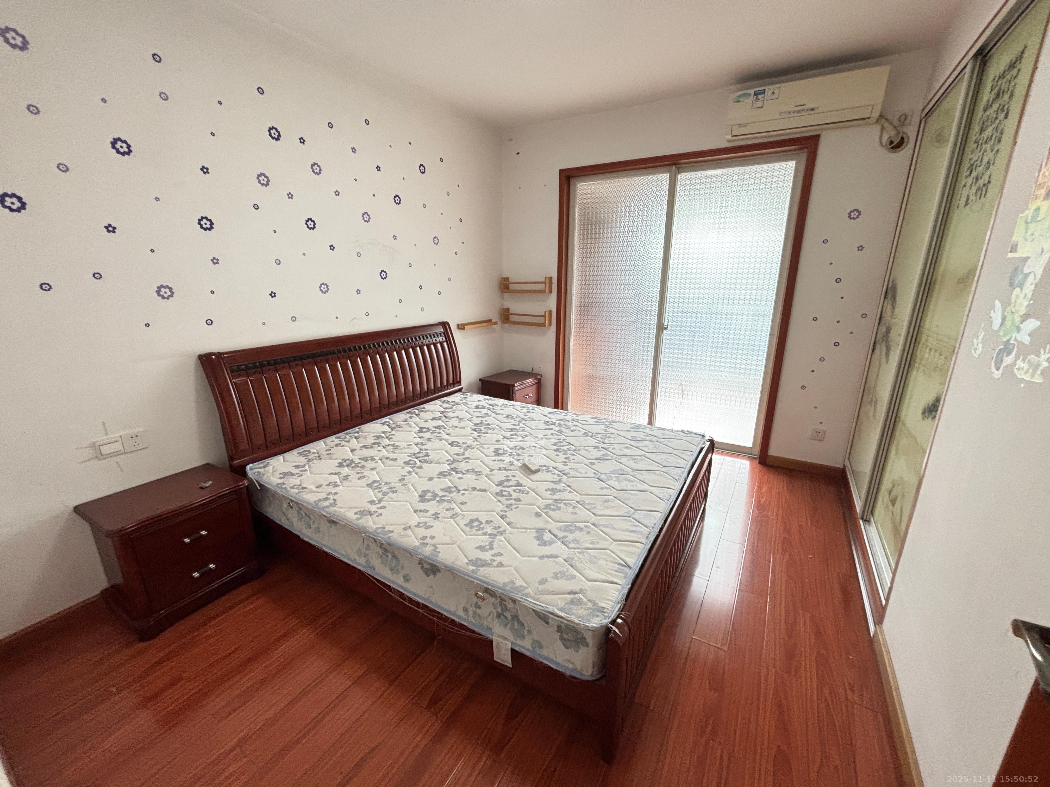 天鸿天府（天鸿中央大院）  3室2厅2卫    2600.0元/月室内图