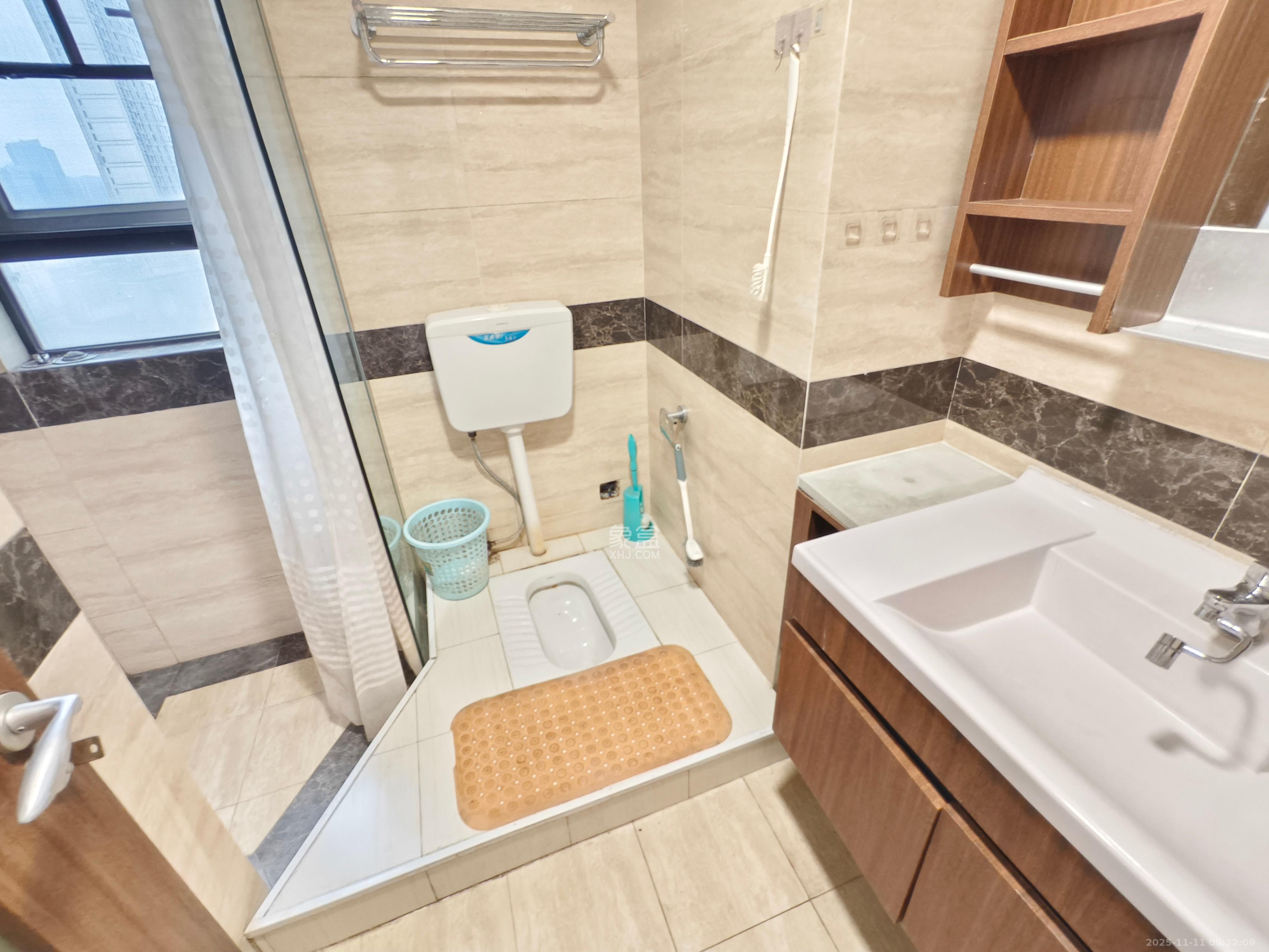 万科里梅溪郡  3室2厅1卫    2900.0元/月室内图