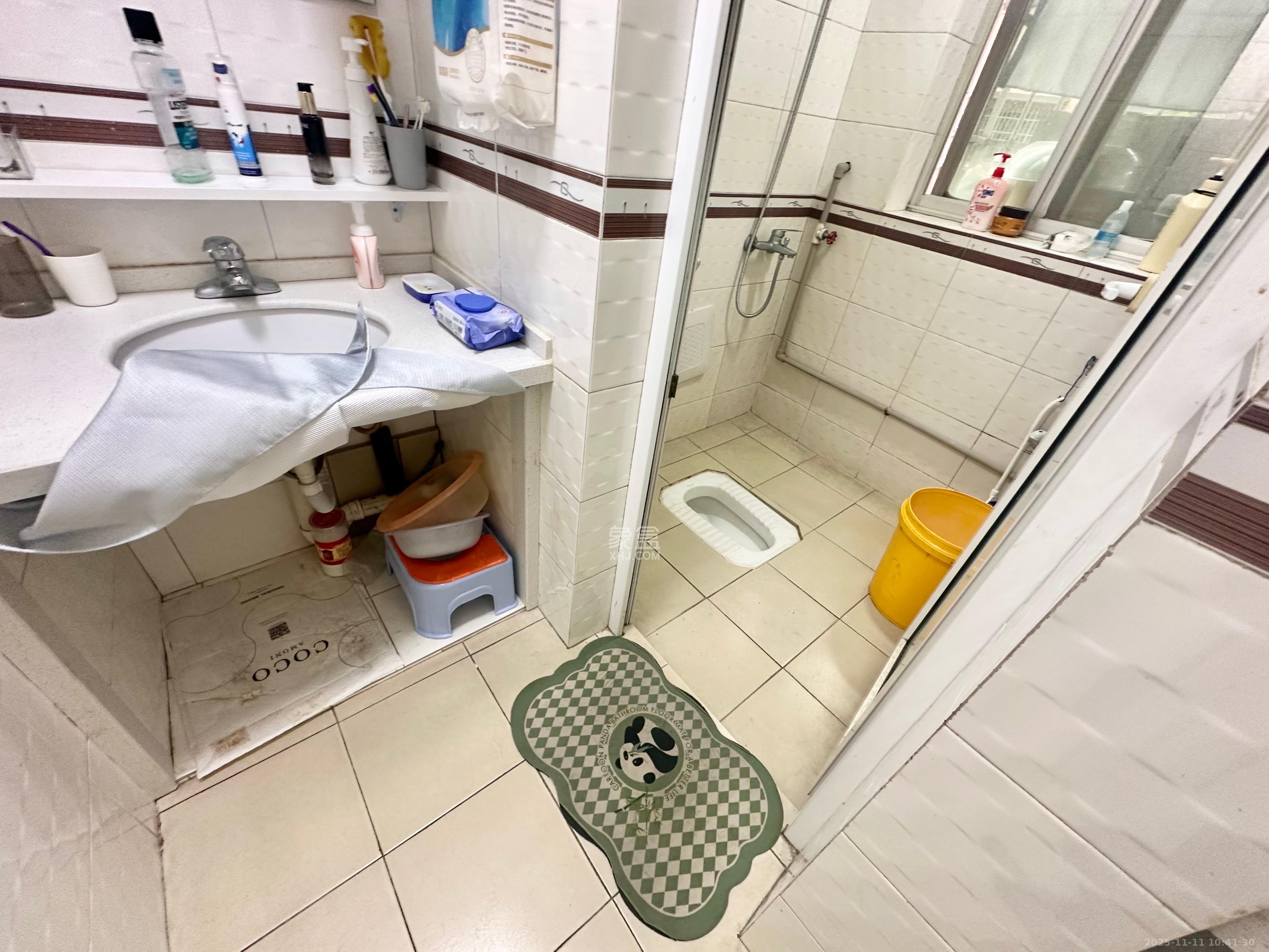 人造板厂宿舍（新河北堤1号）  3室1厅1卫    1700.0元/月室内图