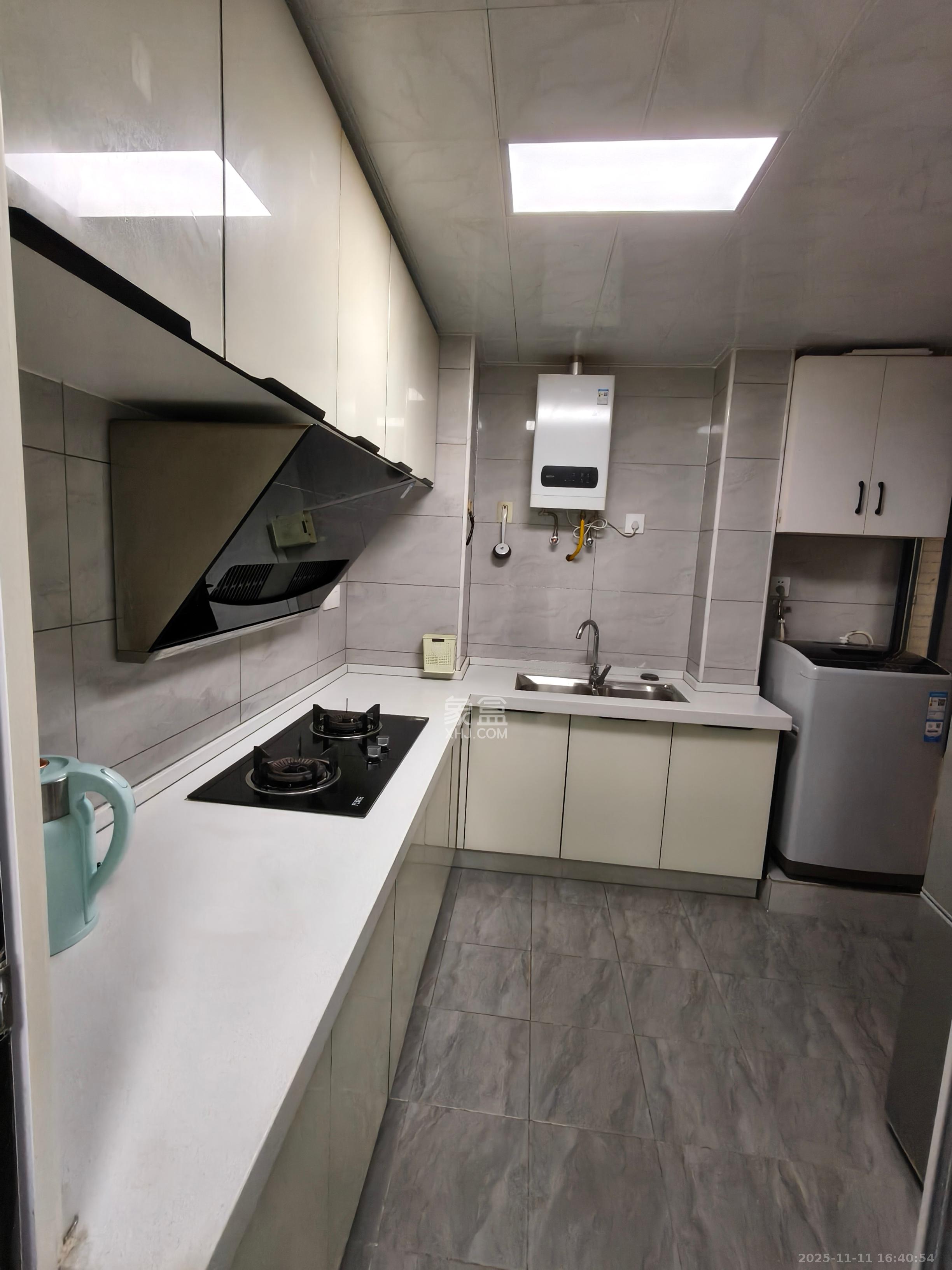 星城新宇川河苑  1室1厅1卫    1300.0元/月室内图