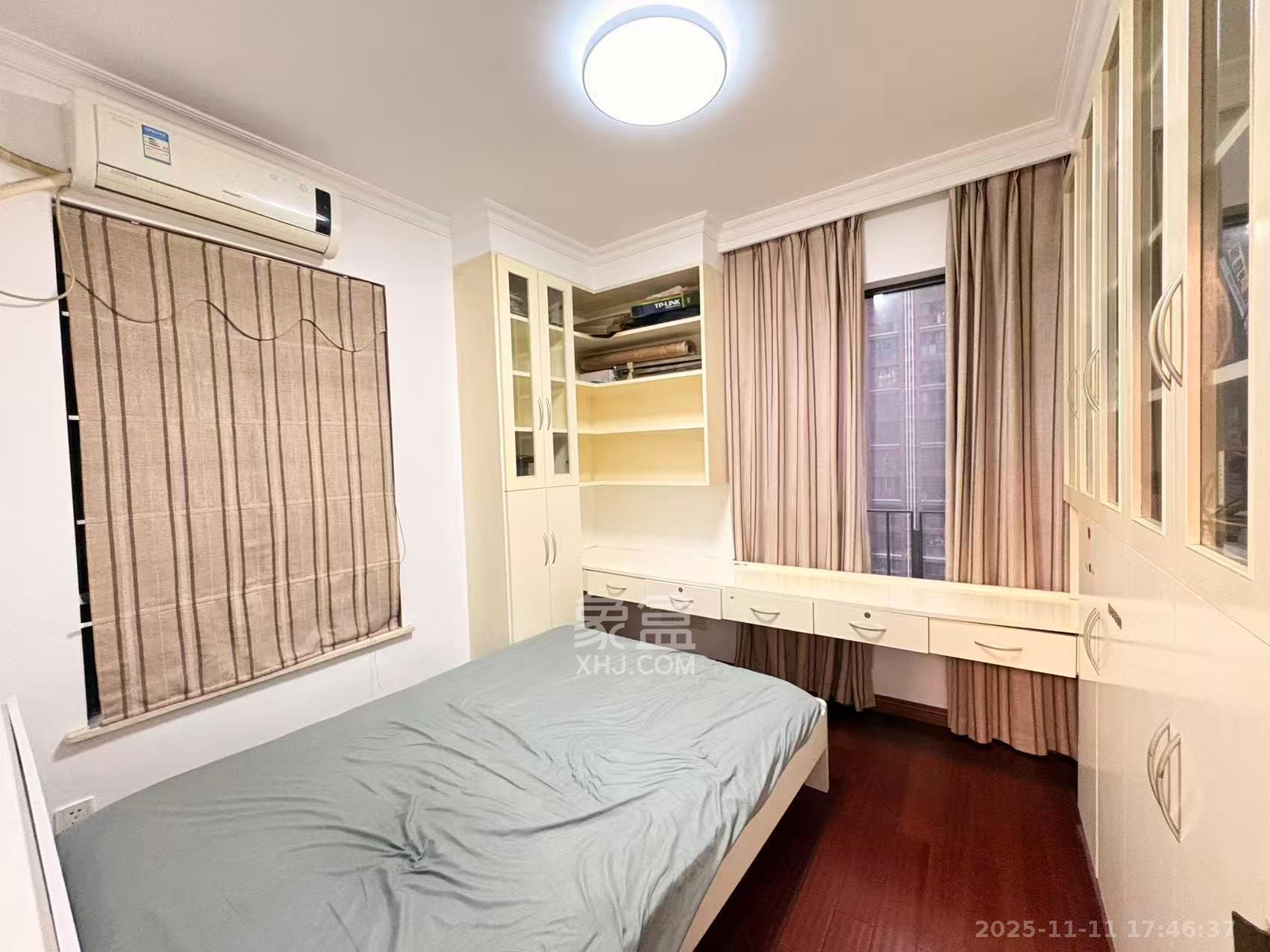 华润凤凰城二期 4室2厅2卫 2680.0元/月 华润凤凰城二期 4室2厅2卫 2680.0元/月室内图