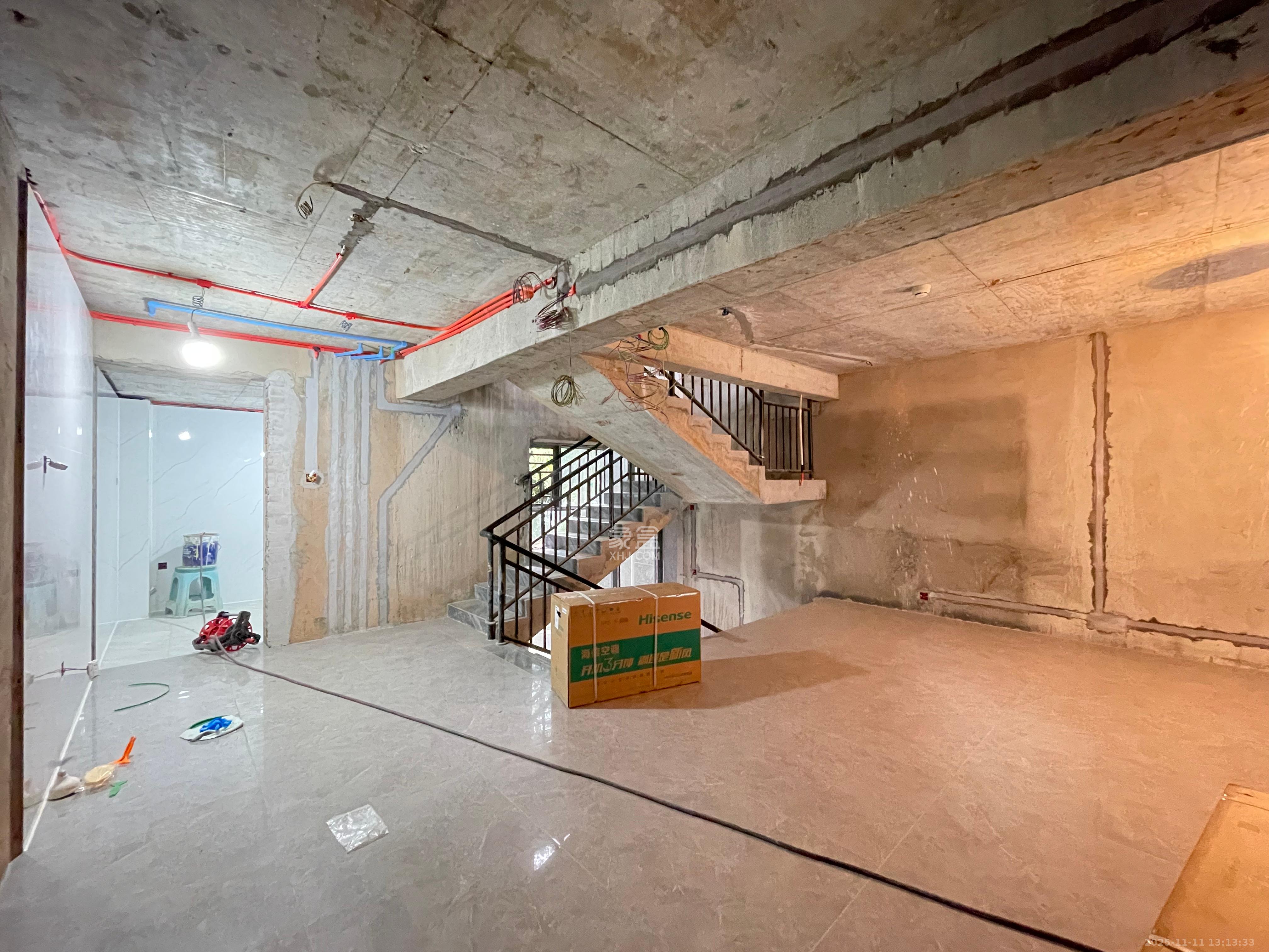 恒大名都   224.0㎡      6000.0元/月室内图