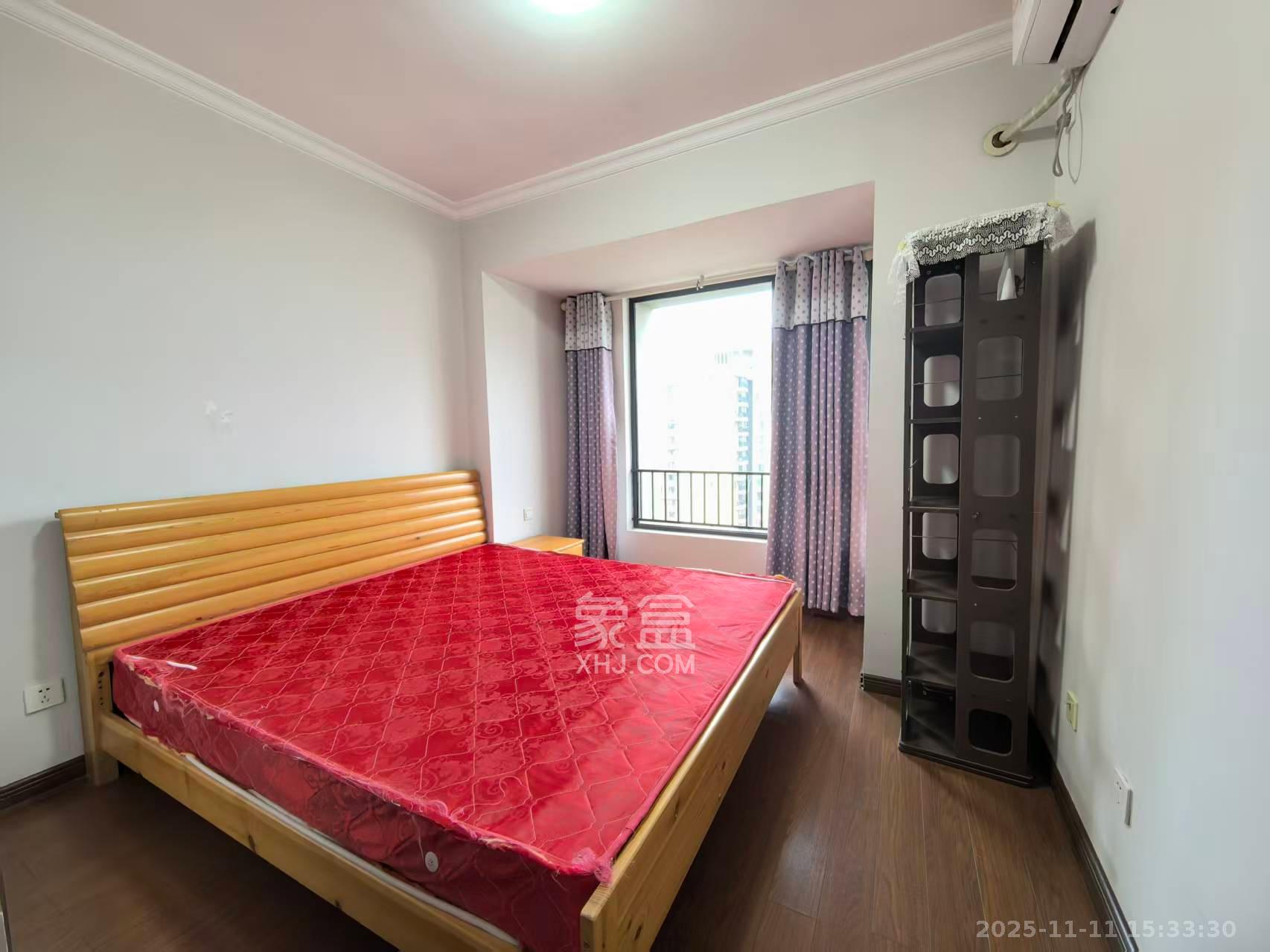 万科城 2室2厅1卫 2200.0元/月 万科城 2室2厅1卫 2200.0元/月室内图