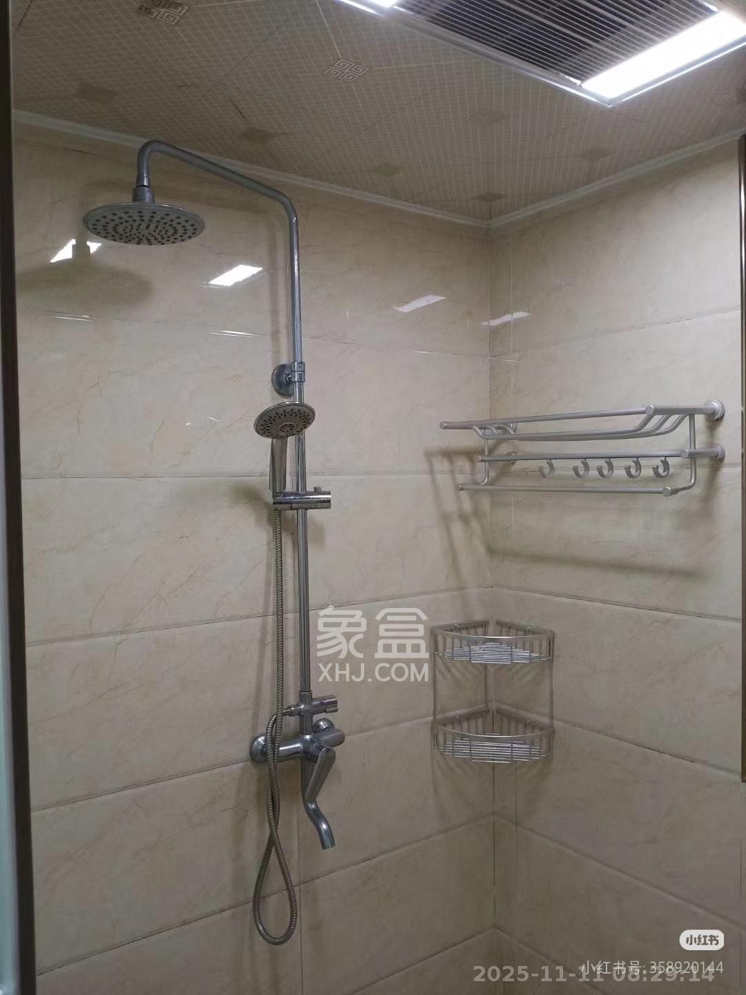 紫云阁  3室2厅2卫    2100.0元/月室内图