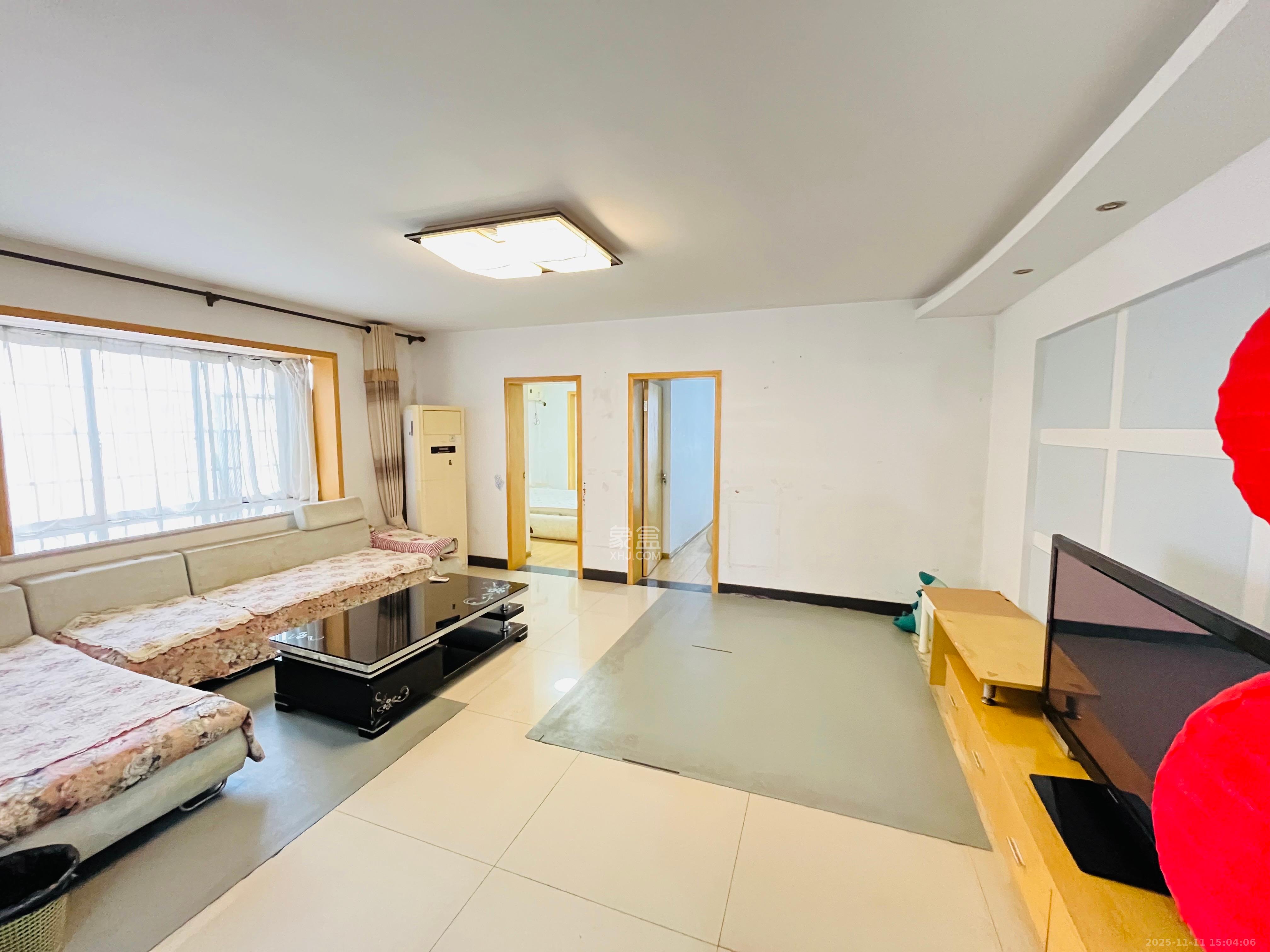 芙蓉蓉苑  2室1厅1卫    2100.0元/月