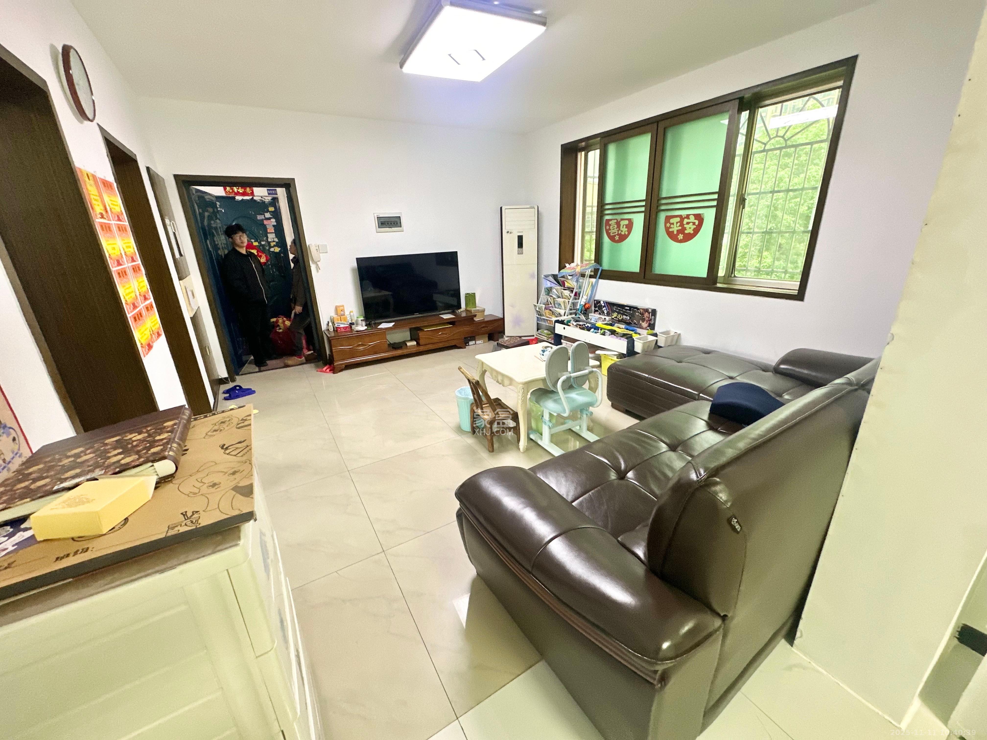 人造板厂宿舍（新河北堤1号）  3室1厅1卫    1700.0元/月室内图