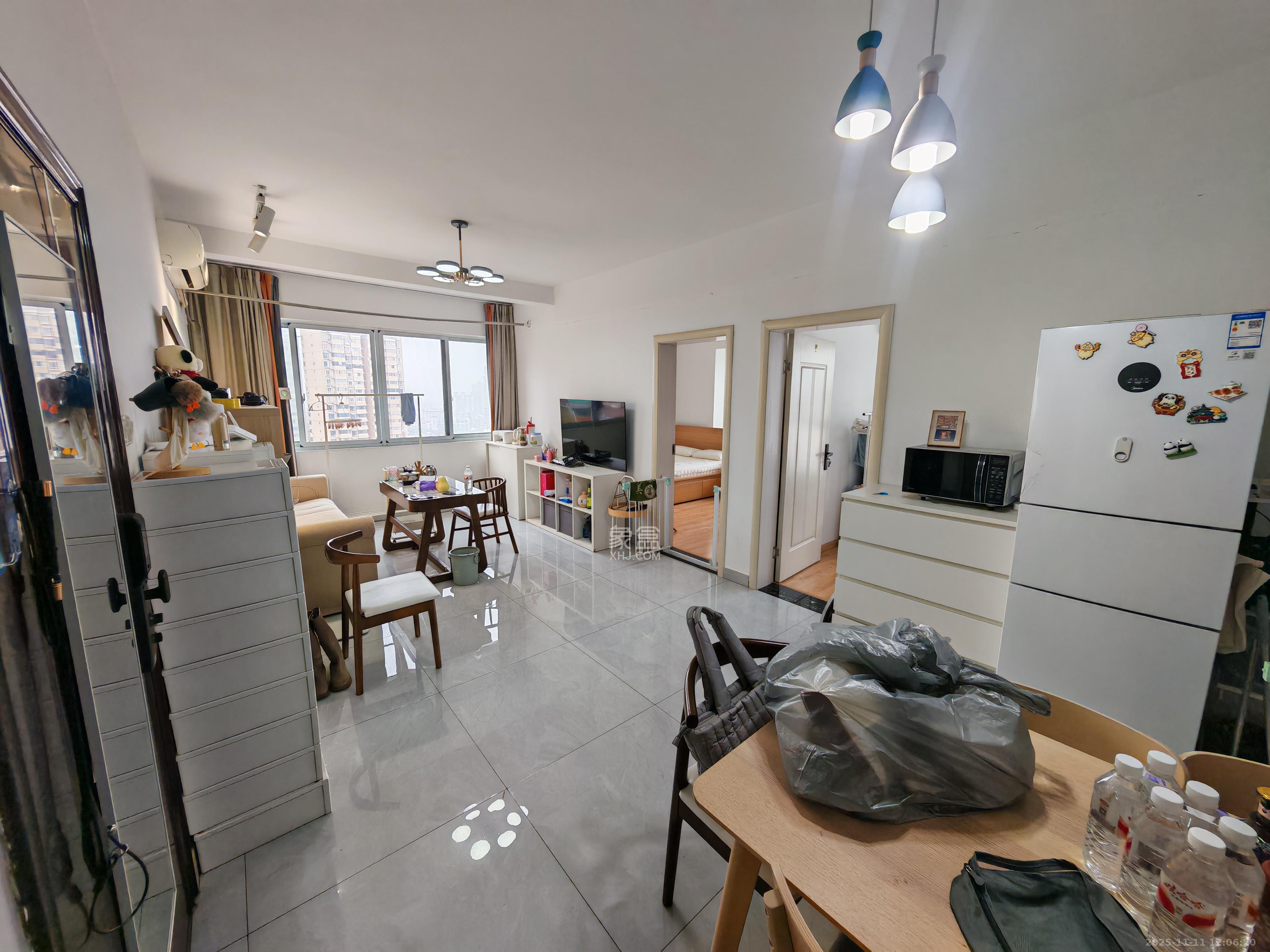 颐美会现代城  1室1厅1卫    3000.0元/月室内图