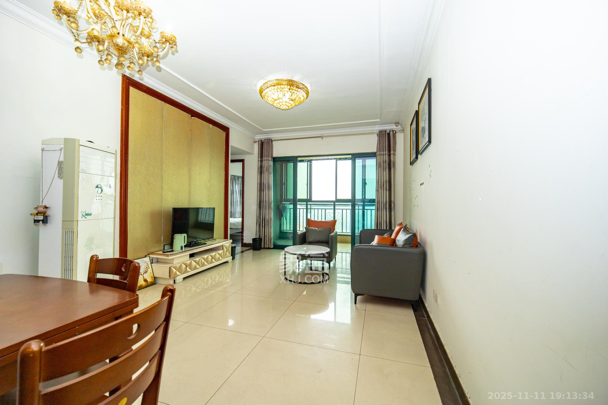 恒大雅苑 3室2厅1卫 76.8万 恒大雅苑 3室2厅1卫 76.8万客厅