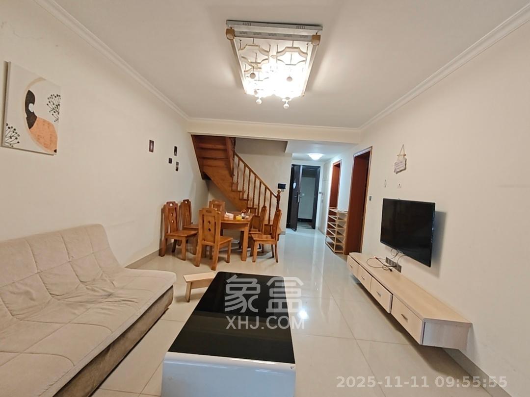 中海国际一期  3室2厅2卫    1900.0元/月室内图