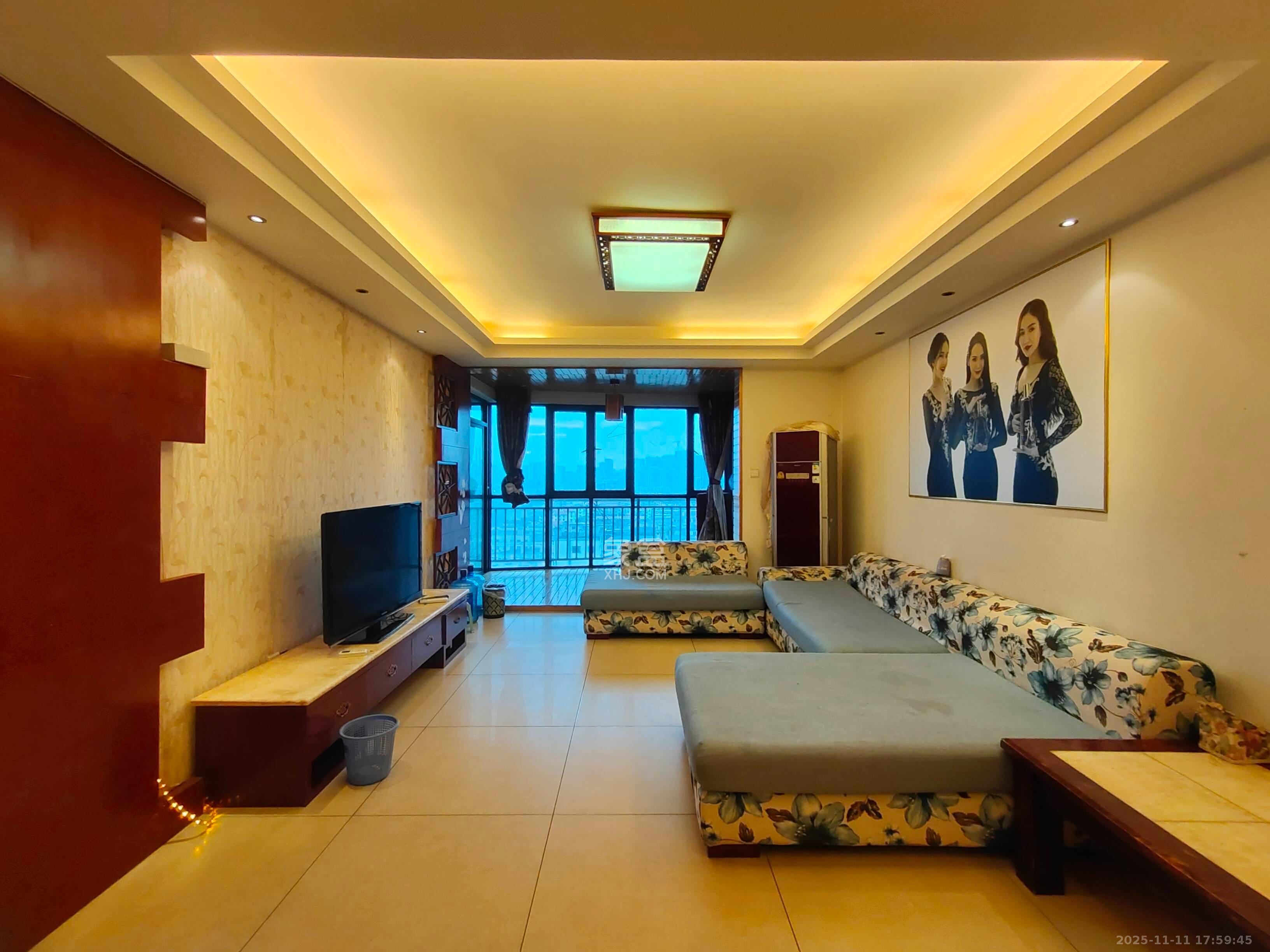 融圣国际 3室2厅2卫 3800.0元/月 融圣国际 3室2厅2卫 3800.0元/月室内图