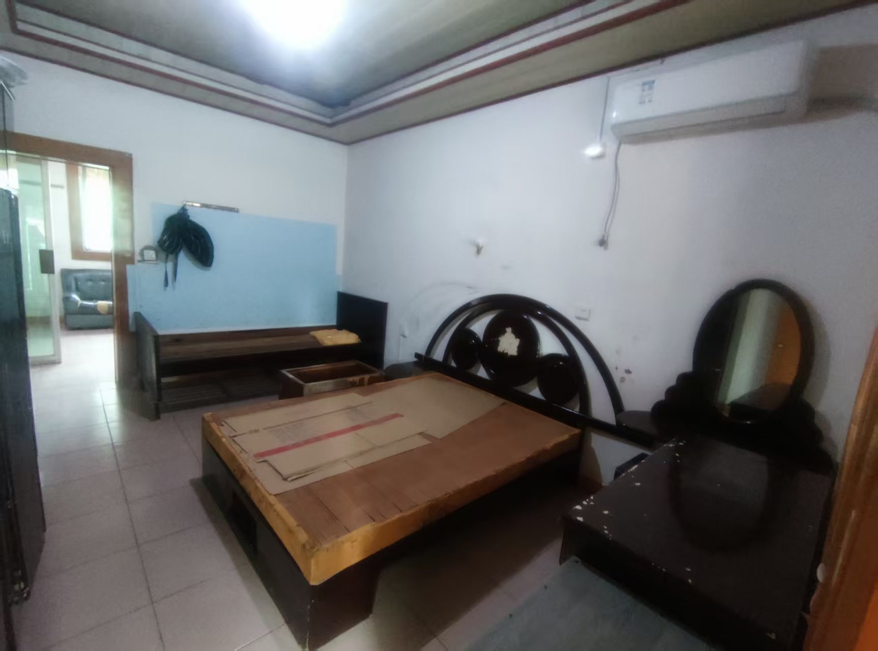 梓园社区(麻纺厂宿舍) 1室1厅1卫 500.0元/月 梓园社区(麻纺厂宿舍) 1室1厅1卫 500.0元/月室内图