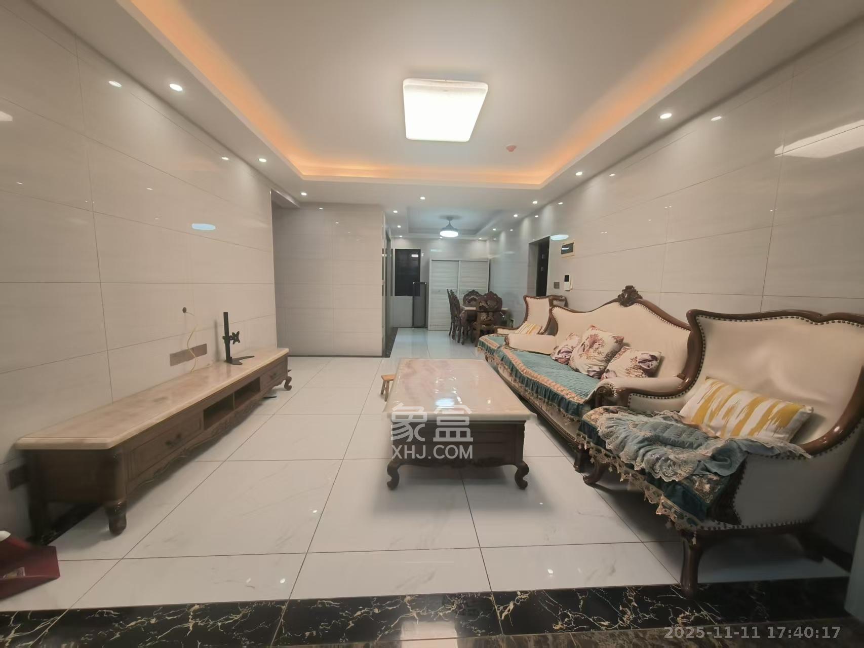 联丰苑 3室2厅2卫 2000.0元/月 联丰苑 3室2厅2卫 2000.0元/月室内图