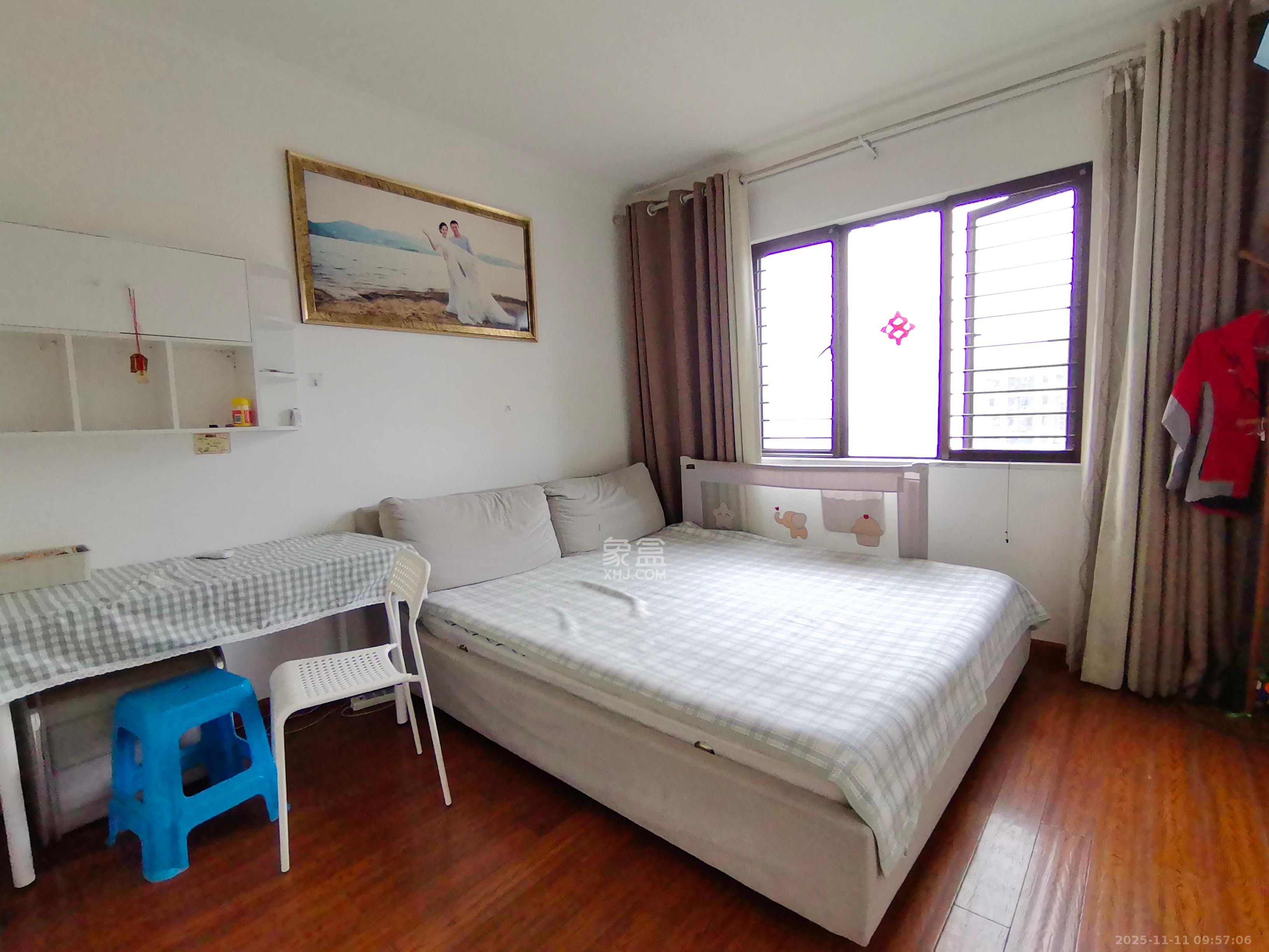 奥克斯缔壹城  3室1厅2卫    2600.0元/月室内图