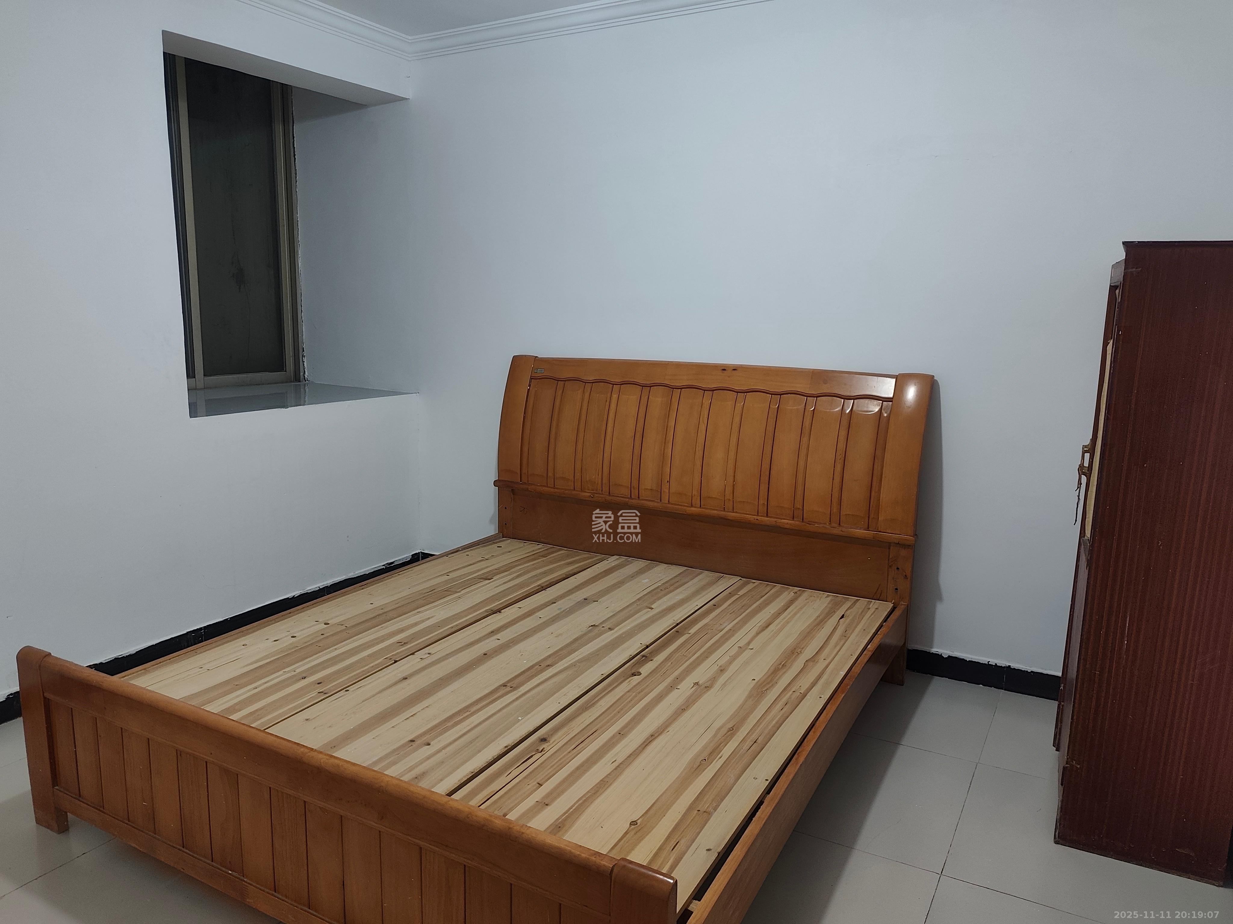 佳园星城  1室1厅1卫    1600.0元/月