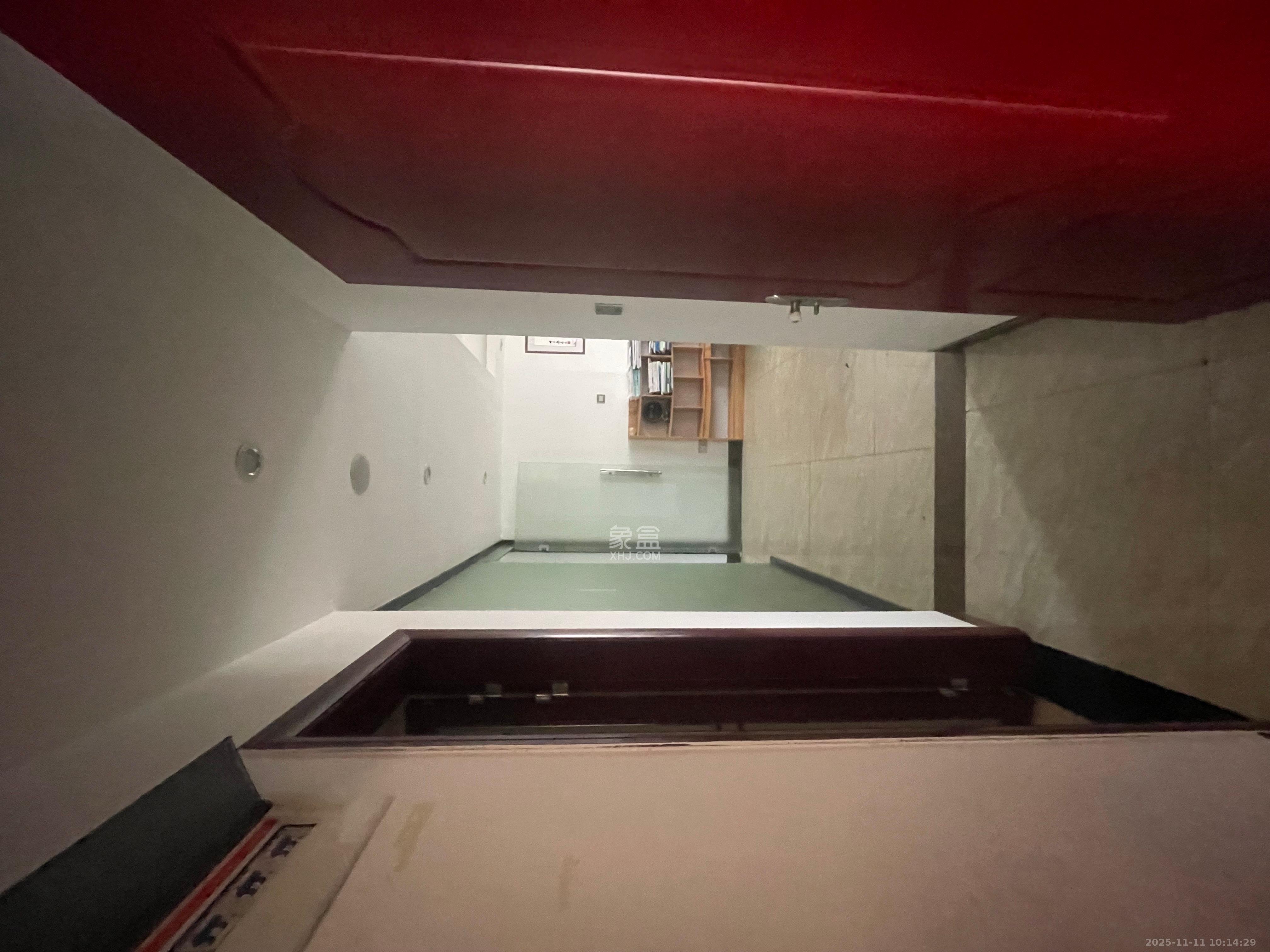 华城广场  2室1厅1卫    2200.0元/月室内图