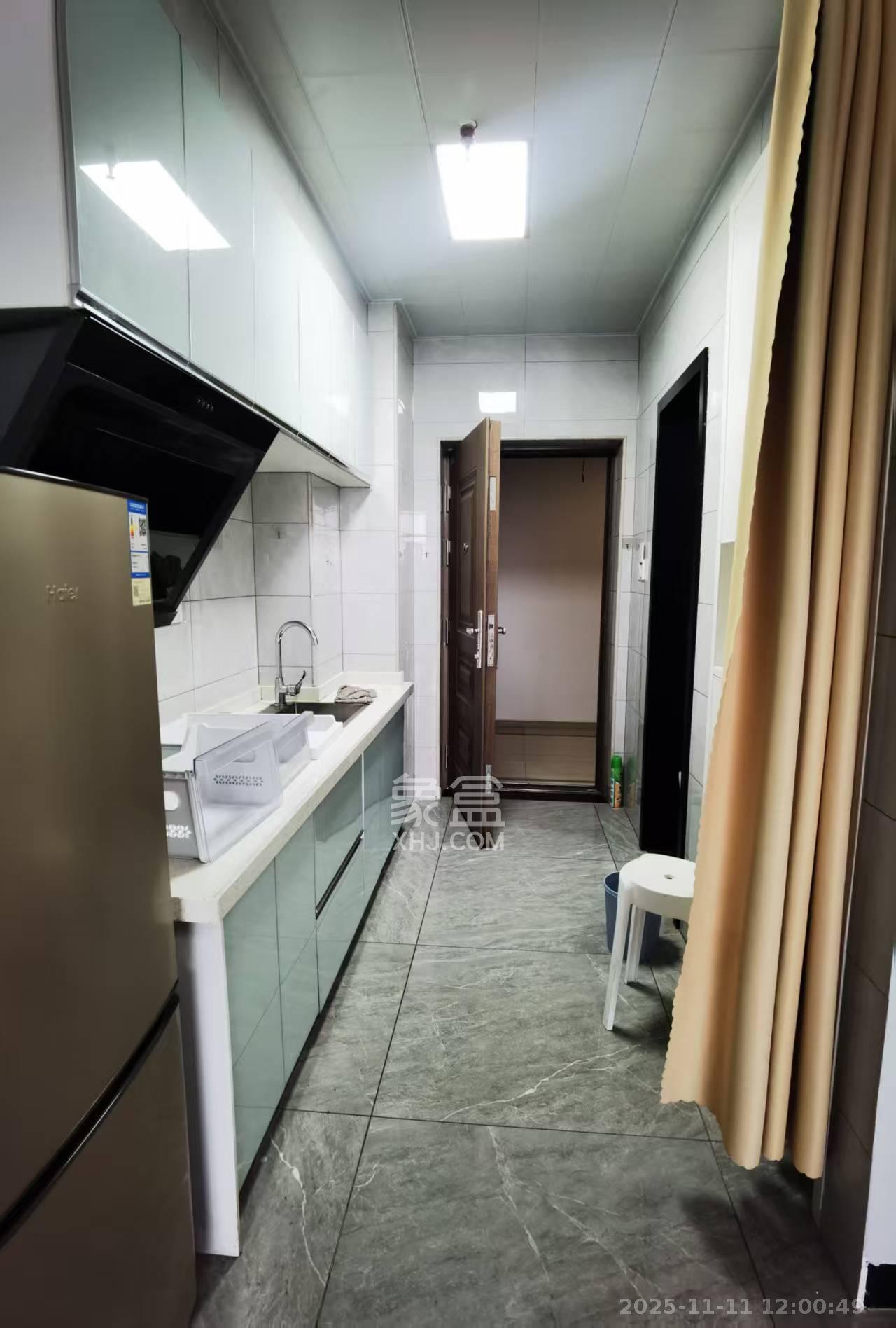 奥克斯滨仕花园（奥克斯洋湖广场/奥克斯中心）  1室1厅1卫    1700.0元/月室内图