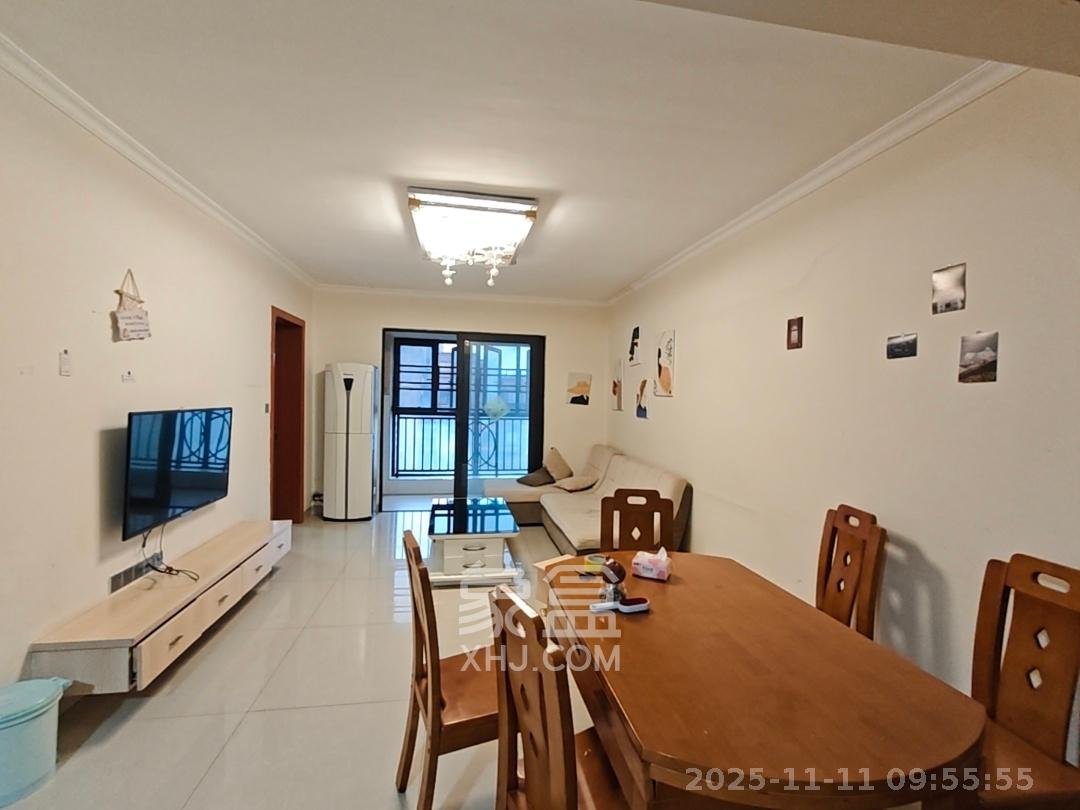 中海国际一期  3室2厅2卫    1900.0元/月