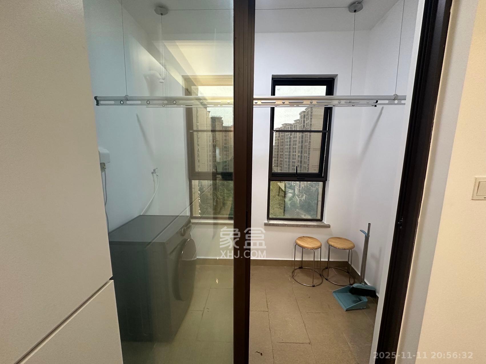 奥林匹克花园贡院三期  1室0厅0卫    1300.0元/月室内图