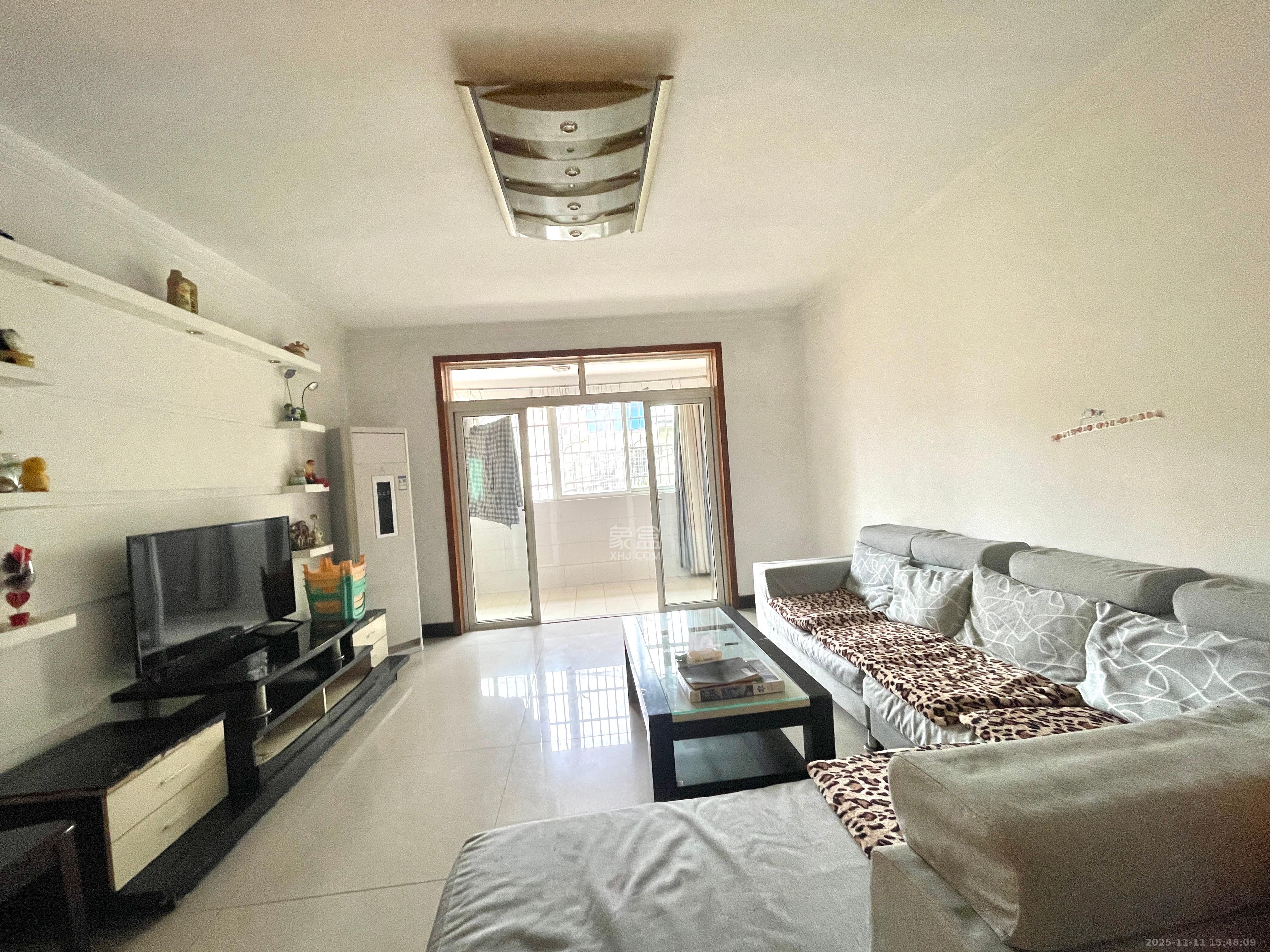 湖开小区（湖南开关厂宿舍）/南大桥社区  1室2厅1卫    1500.0元/月室内图