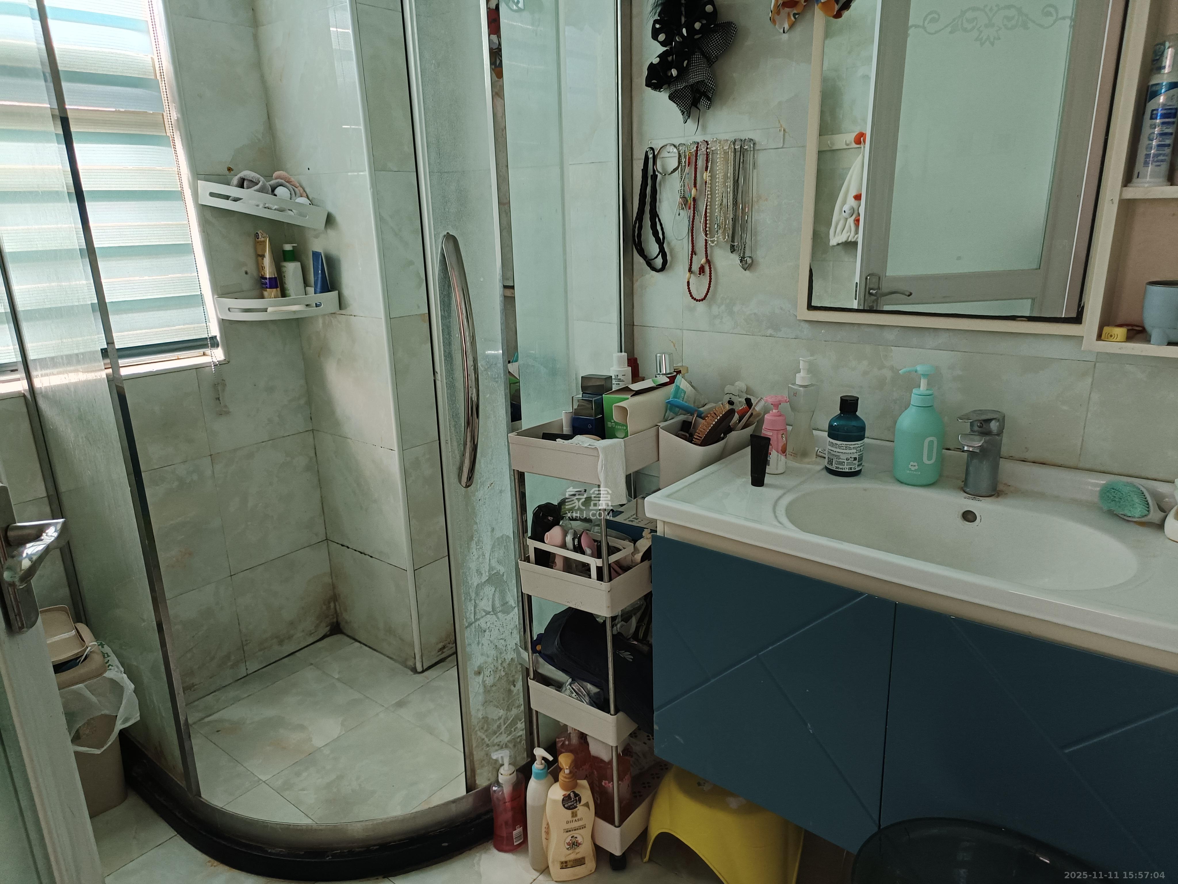 茂华国际湘  3室2厅2卫    3000.0元/月室内图