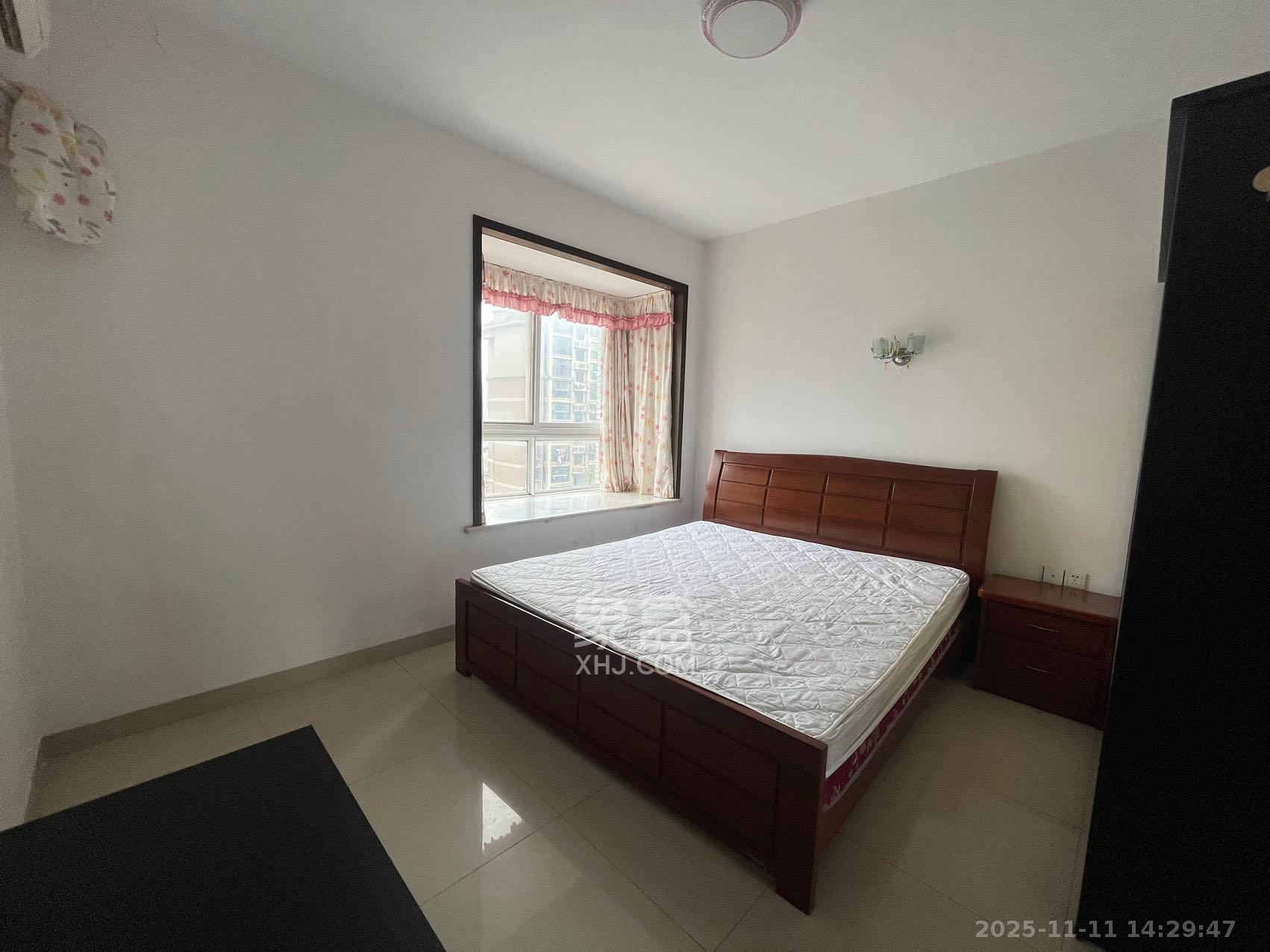 嘉盛华庭（一期、二期、三期）  2室2厅1卫    2080.0元/月室内图