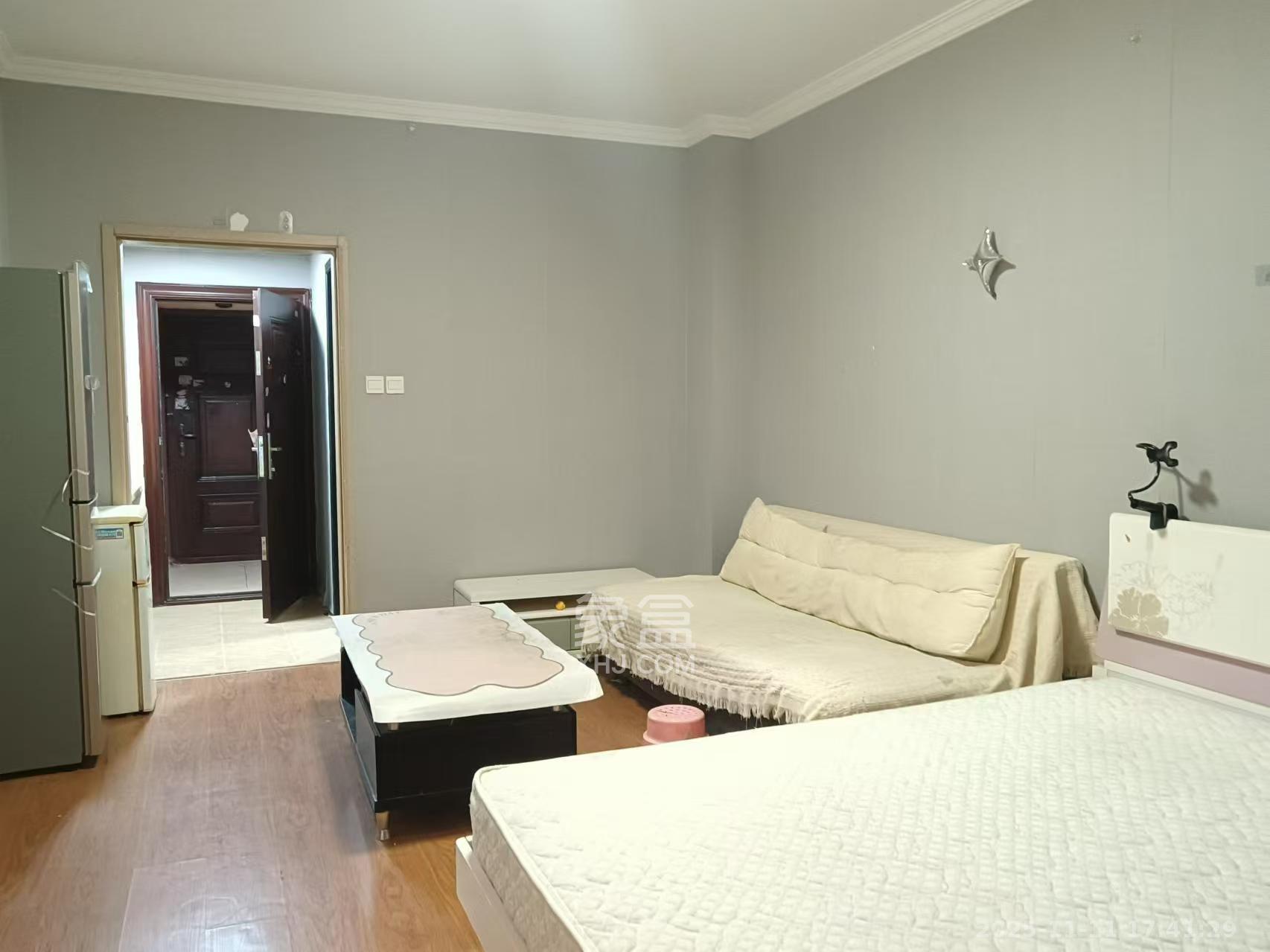 花漾年华（桂花园）  1室1厅1卫    1200.0元/月室内图