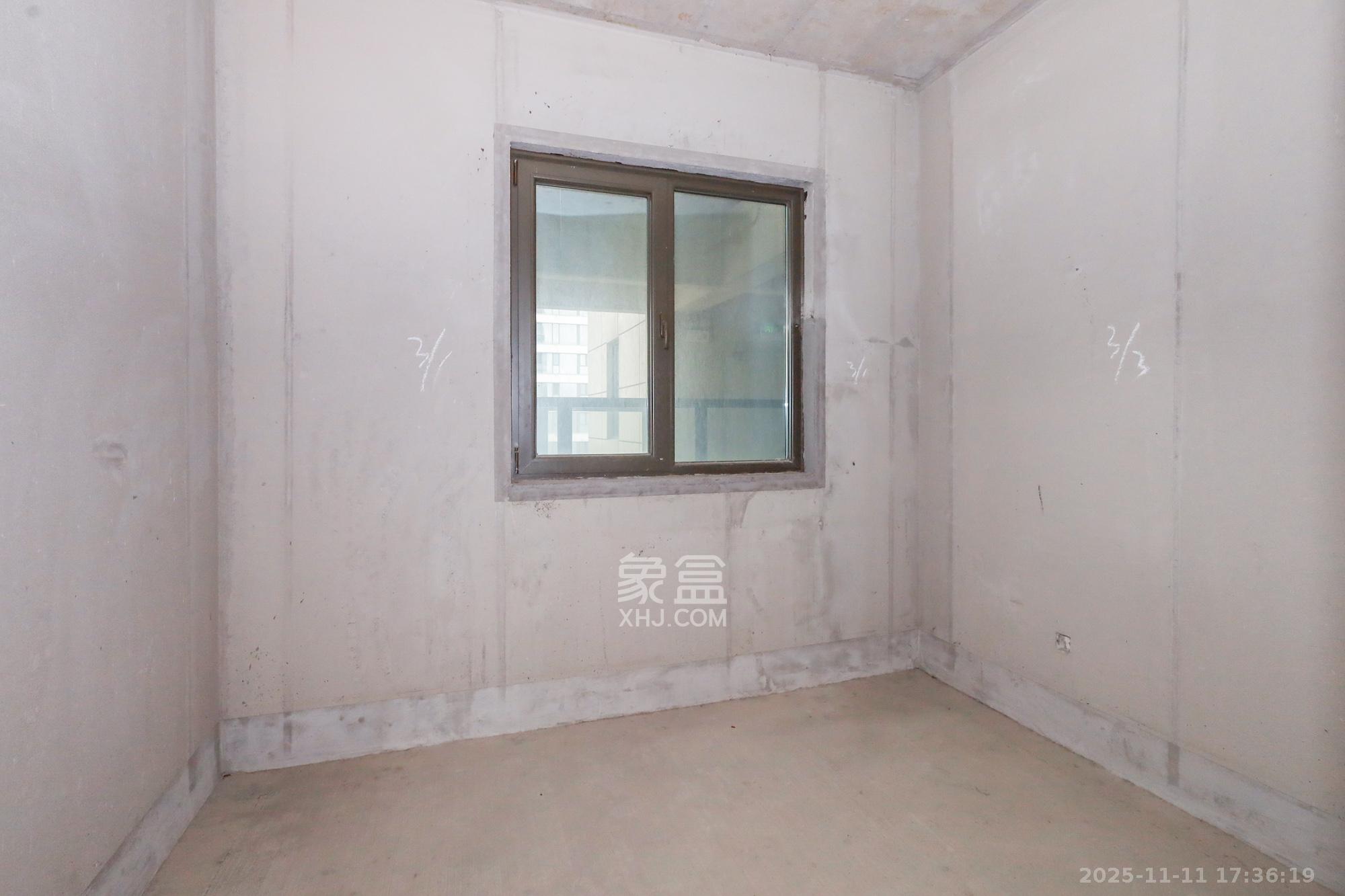 远洋外滩壹号 4室2厅2卫 380.8万 远洋外滩壹号 4室2厅2卫 380.8万卧室