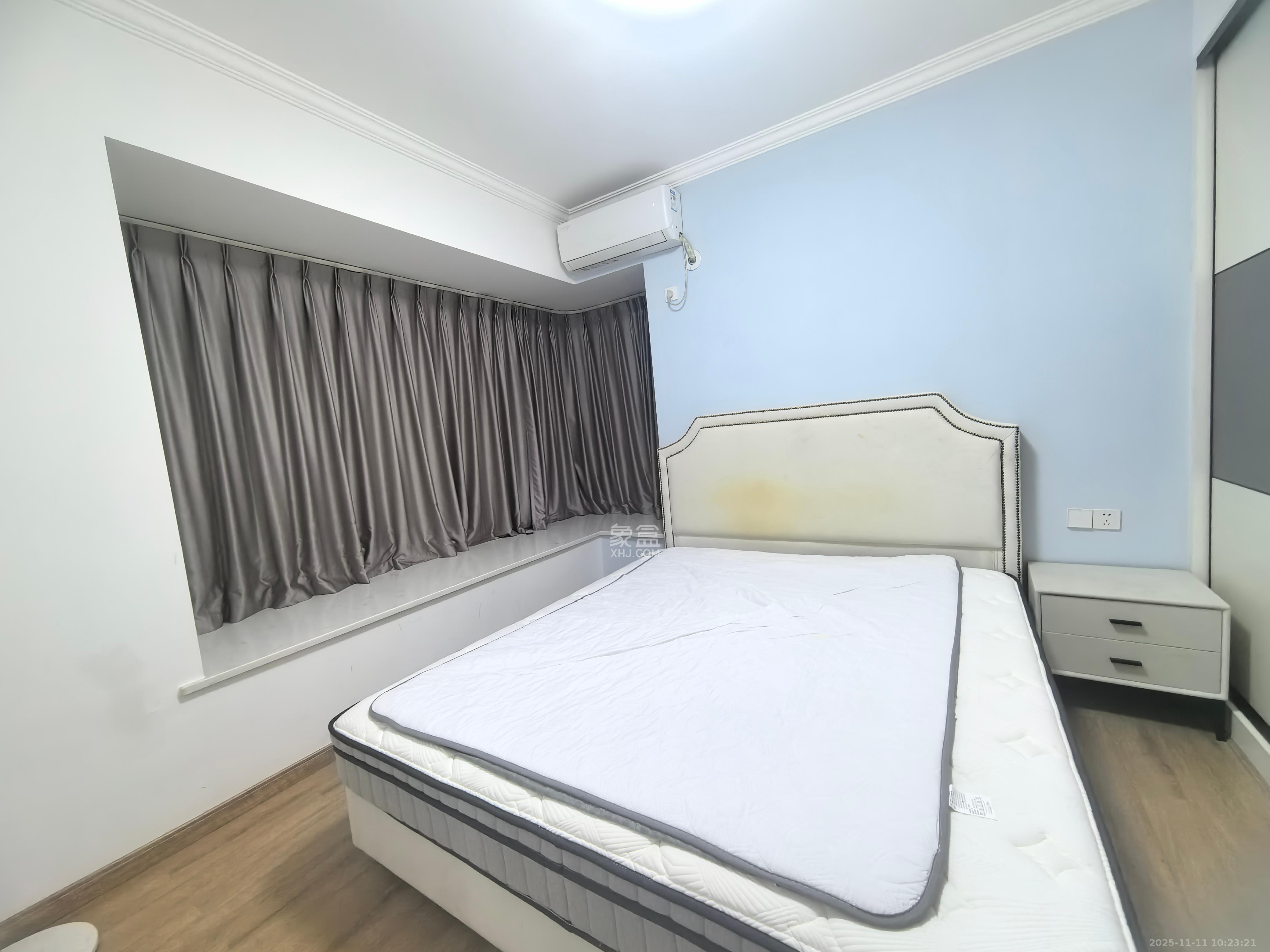 天健城  3室2厅1卫    3700.0元/月室内图