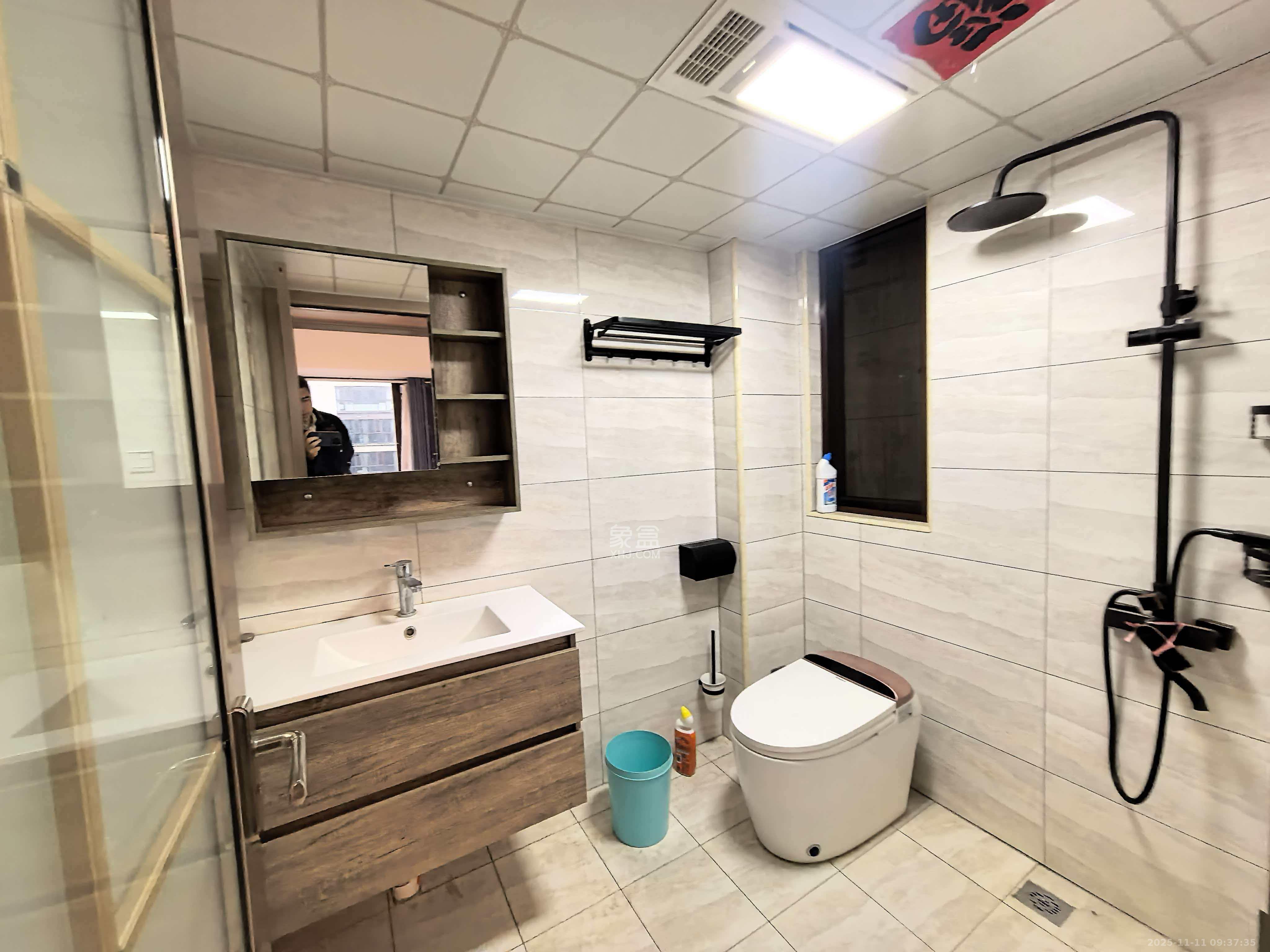 南山雍江汇（滨江国际新城）  3室2厅2卫    4000.0元/月室内图