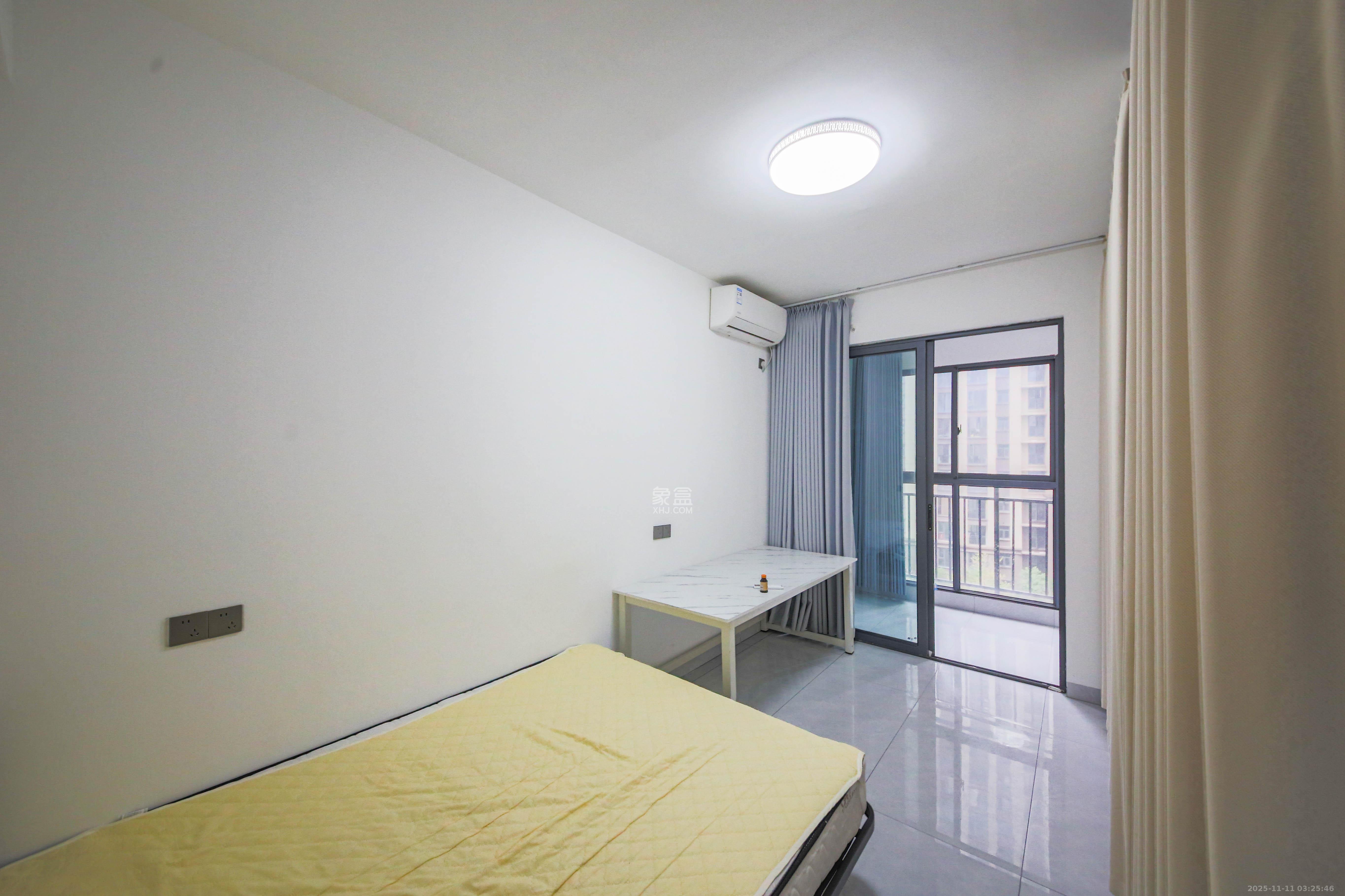 中建钰和城  4室2厅2卫    230.0万卧室