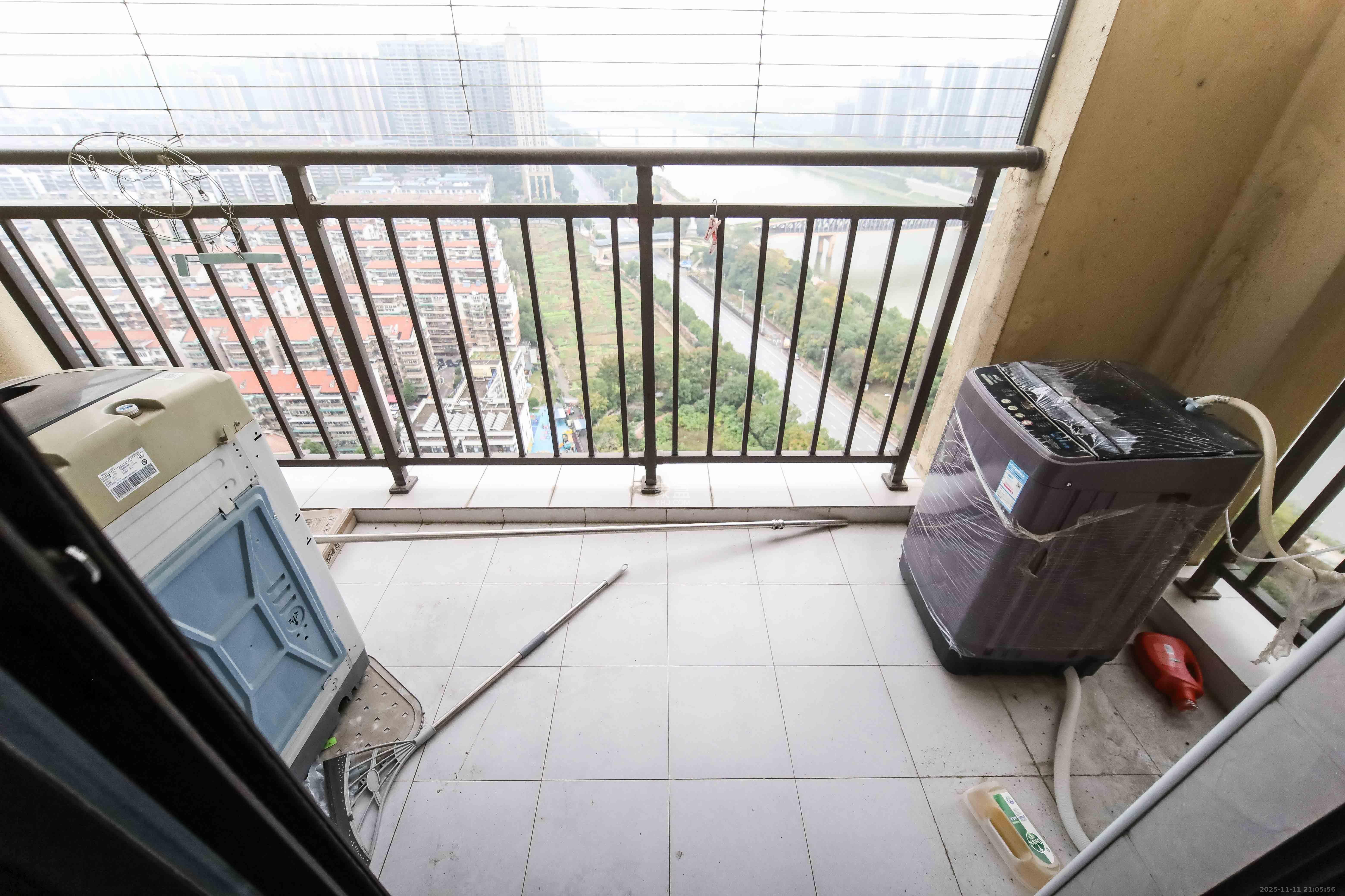 中欣楚天熙苑  3室2厅2卫    95.0万阳台