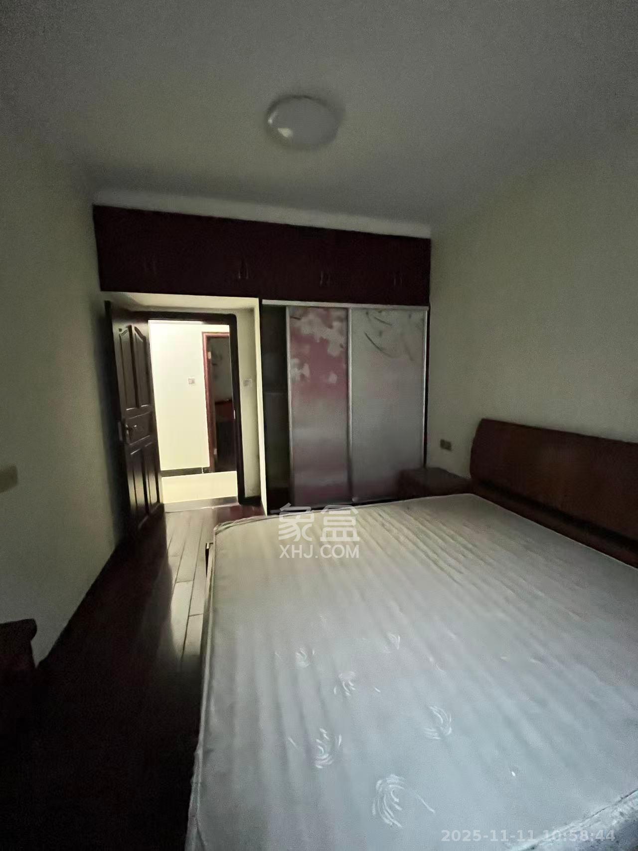 锑都家园  3室2厅2卫    1500.0元/月室内图