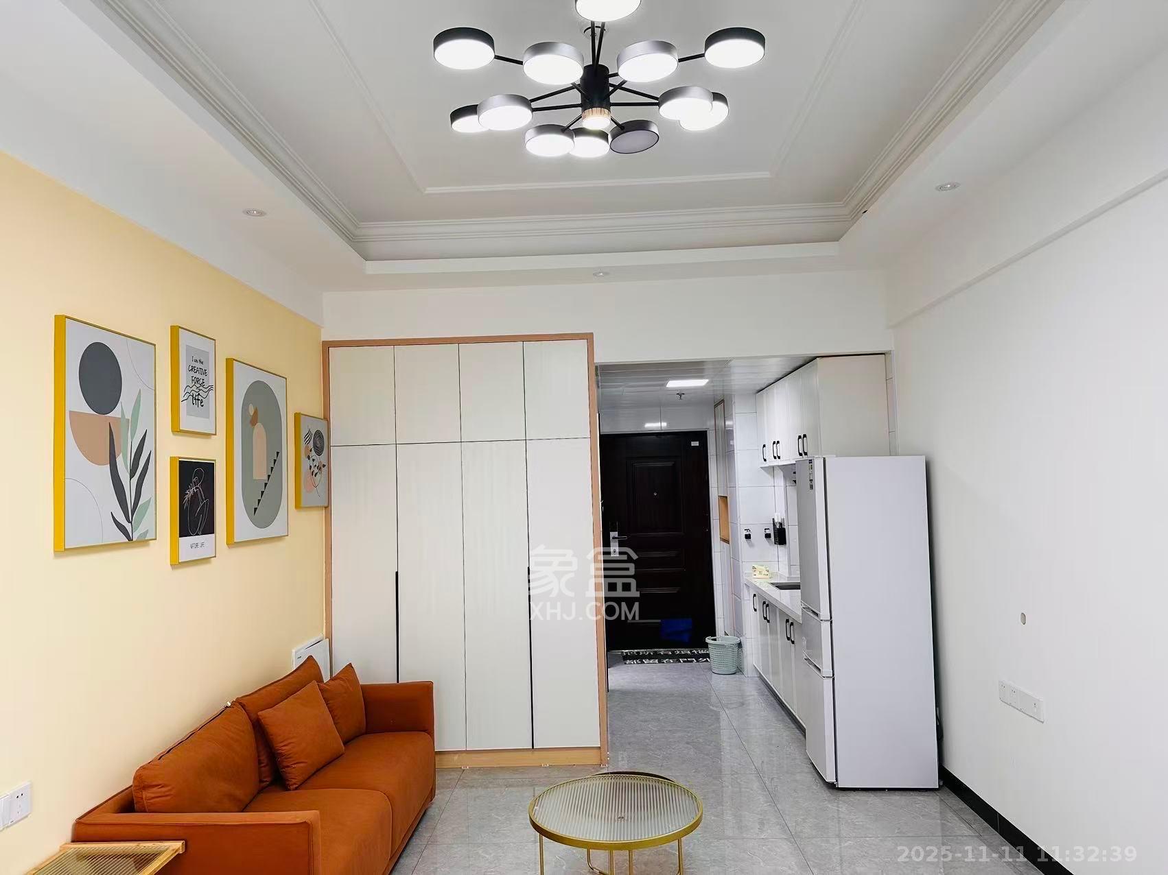 万润时光里  1室0厅0卫    1800.0元/月室内图