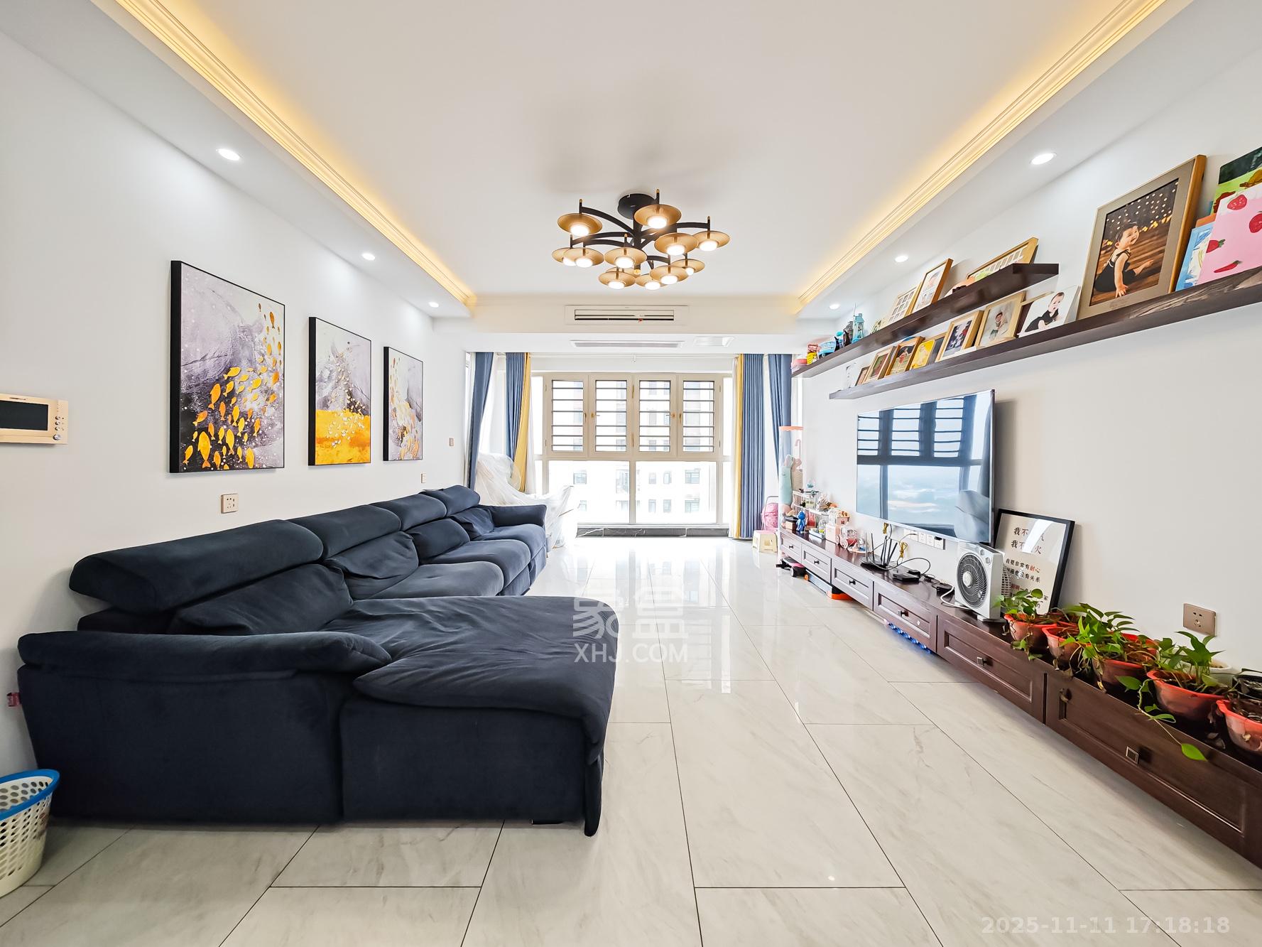 幸福考拉789 4室2厅2卫 135.0万 幸福考拉789 4室2厅2卫 135.0万客厅