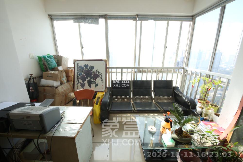 鸿运凯旋国际（科佳电脑城）  1室1厅1卫    1800.0元/月